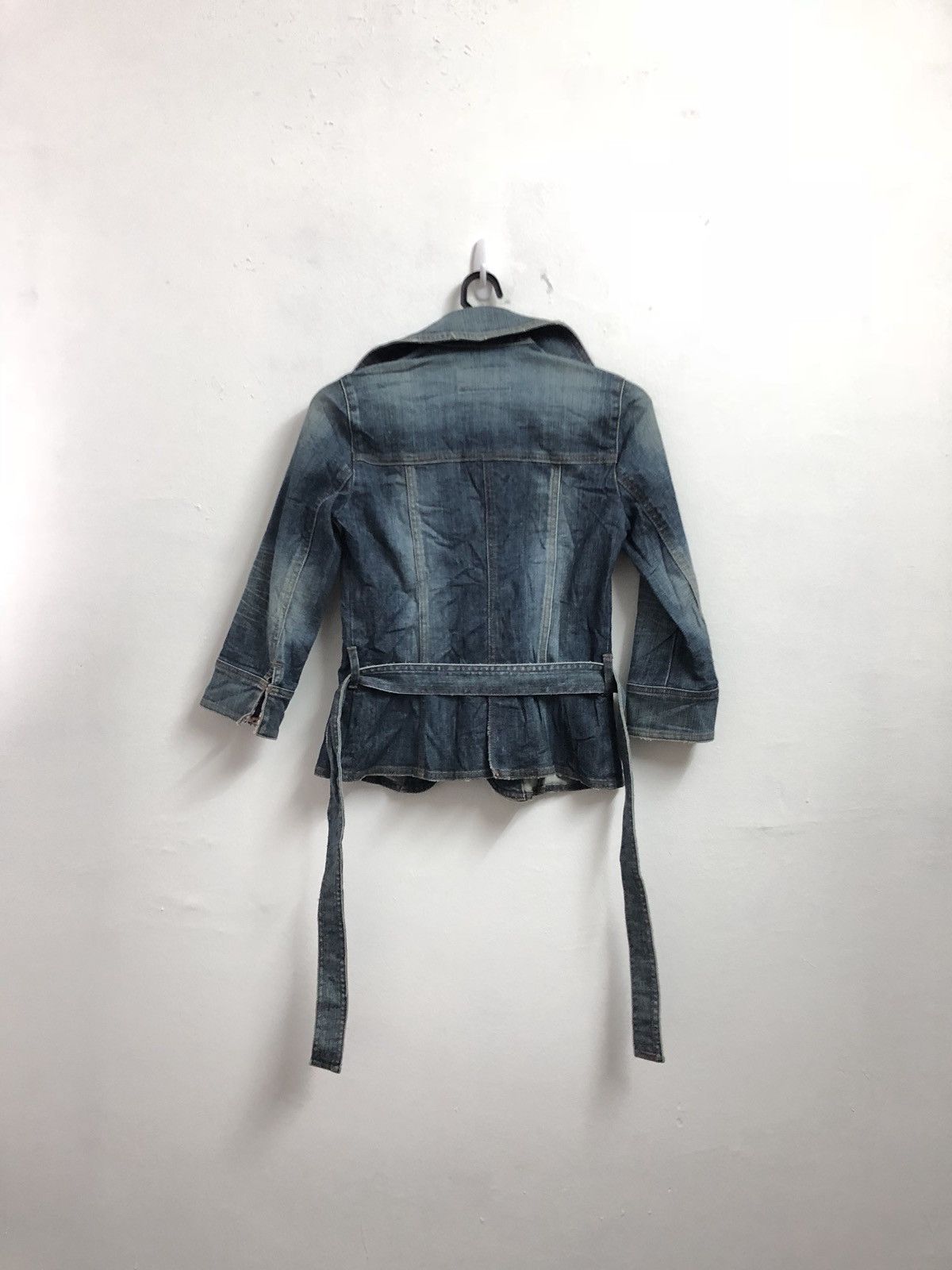 Burberry BURBERRY Blue Label Denim Jacket Size US S / EU 44-46 / 1 - 6 Thumbnail