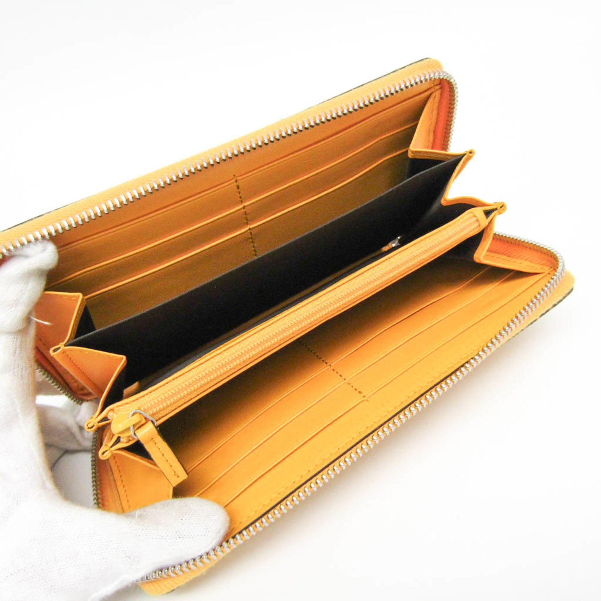 Gucci Gucci GG Embossed 625558 Men,Women Leather Long Wallet (bi-fold) Yellow Size ONE SIZE - 3 Thumbnail