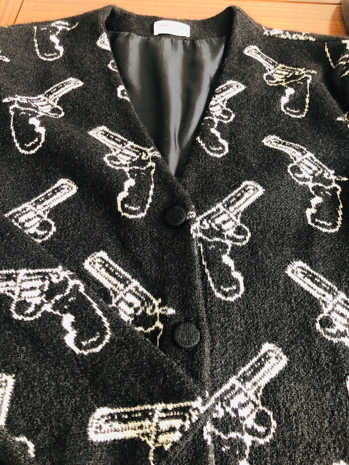 Saint Laurent Paris Saint Laurent Paris Pistol printed sweater Size US XS / EU 42 / 0 - 3 Thumbnail
