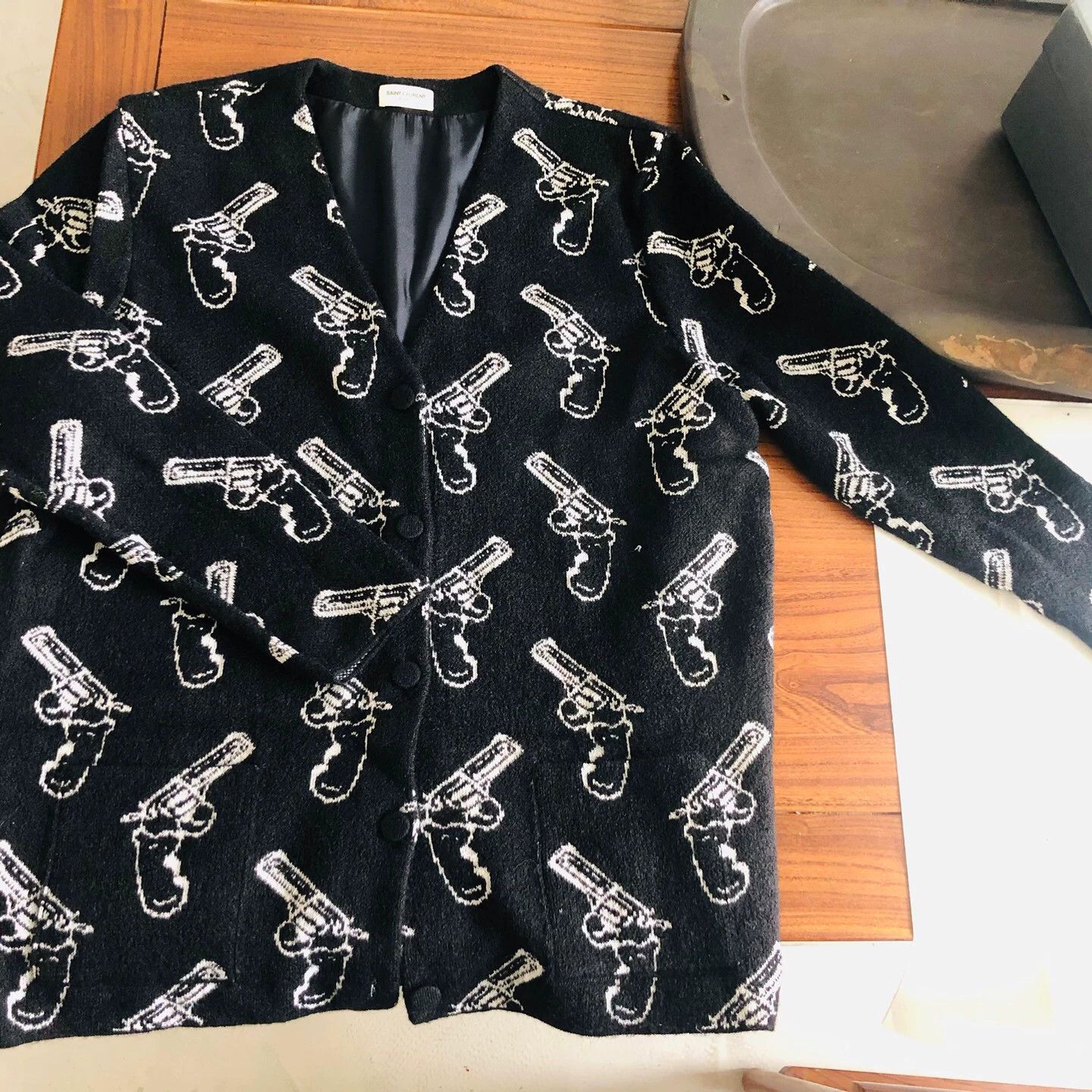 Saint Laurent Paris Saint Laurent Paris Pistol printed sweater Size US XS / EU 42 / 0 - 2 Thumbnail