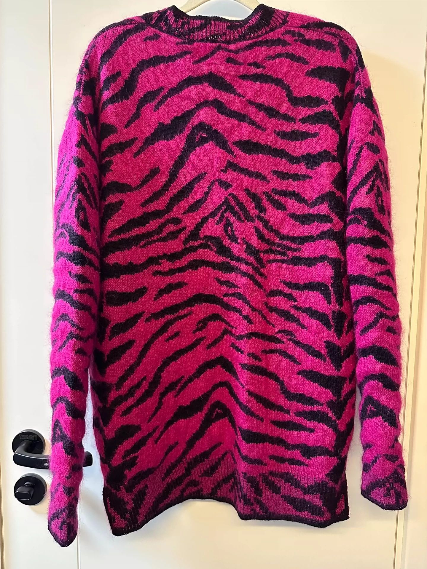 Saint Laurent Paris Saint Laurent Paris Leopard print mohair sweater Size US XS / EU 42 / 0 - 3 Thumbnail
