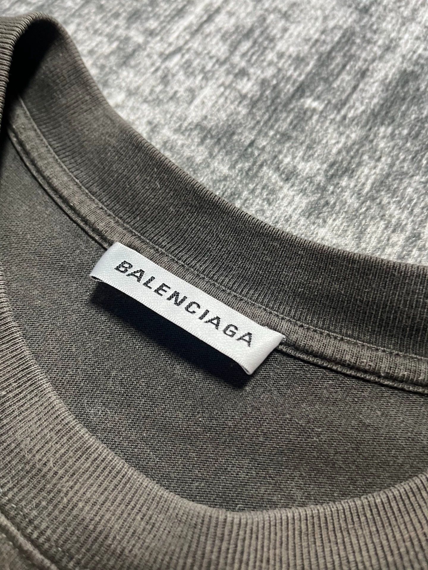Balenciaga Balenciaga Zongzi color washed and used, embroidered logo front and back short sleeved T-shirt Size US S / EU 44-46 / 1 - 6 Thumbnail