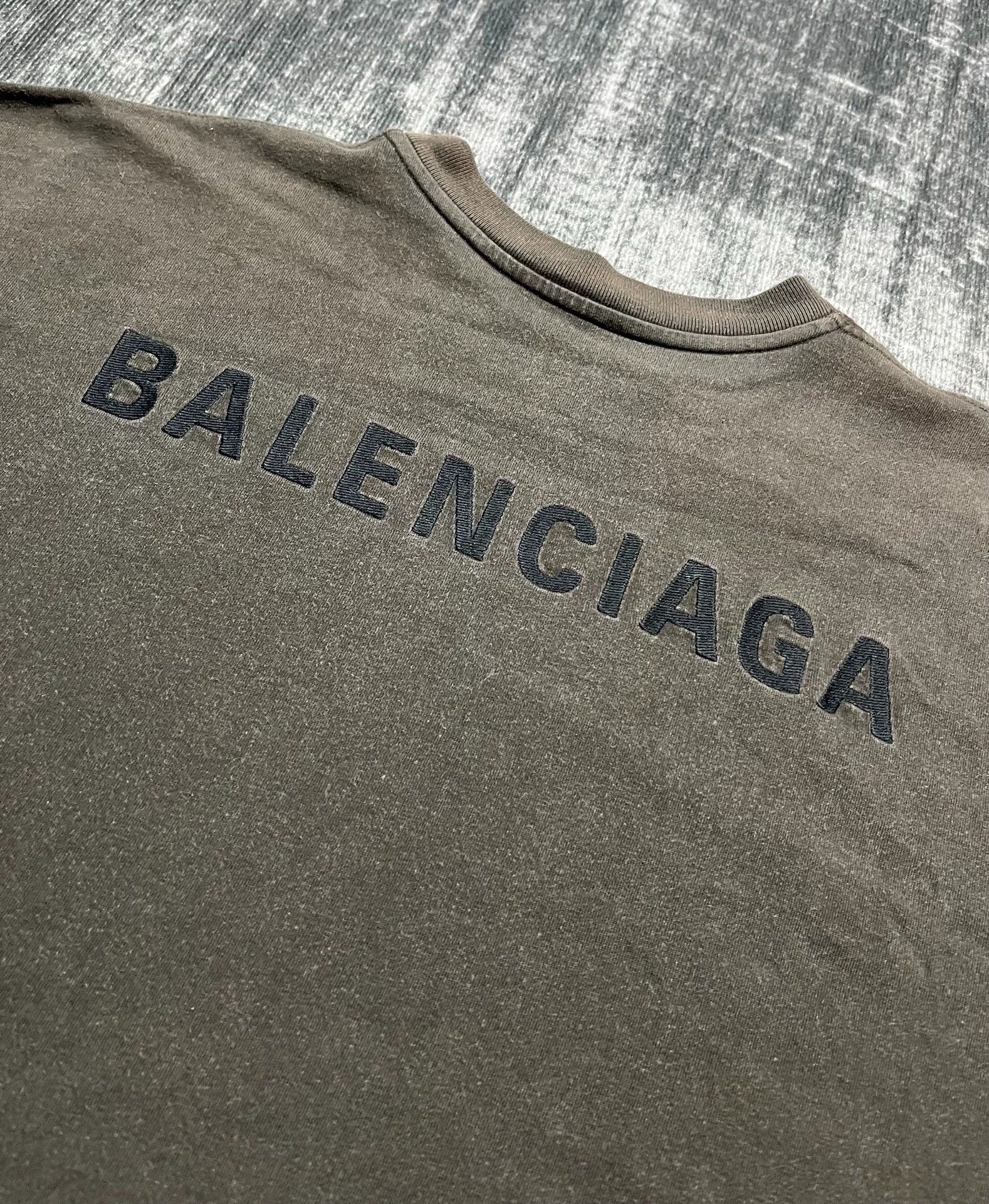 Balenciaga Balenciaga Zongzi color washed and used, embroidered logo front and back short sleeved T-shirt Size US S / EU 44-46 / 1 - 3 Thumbnail