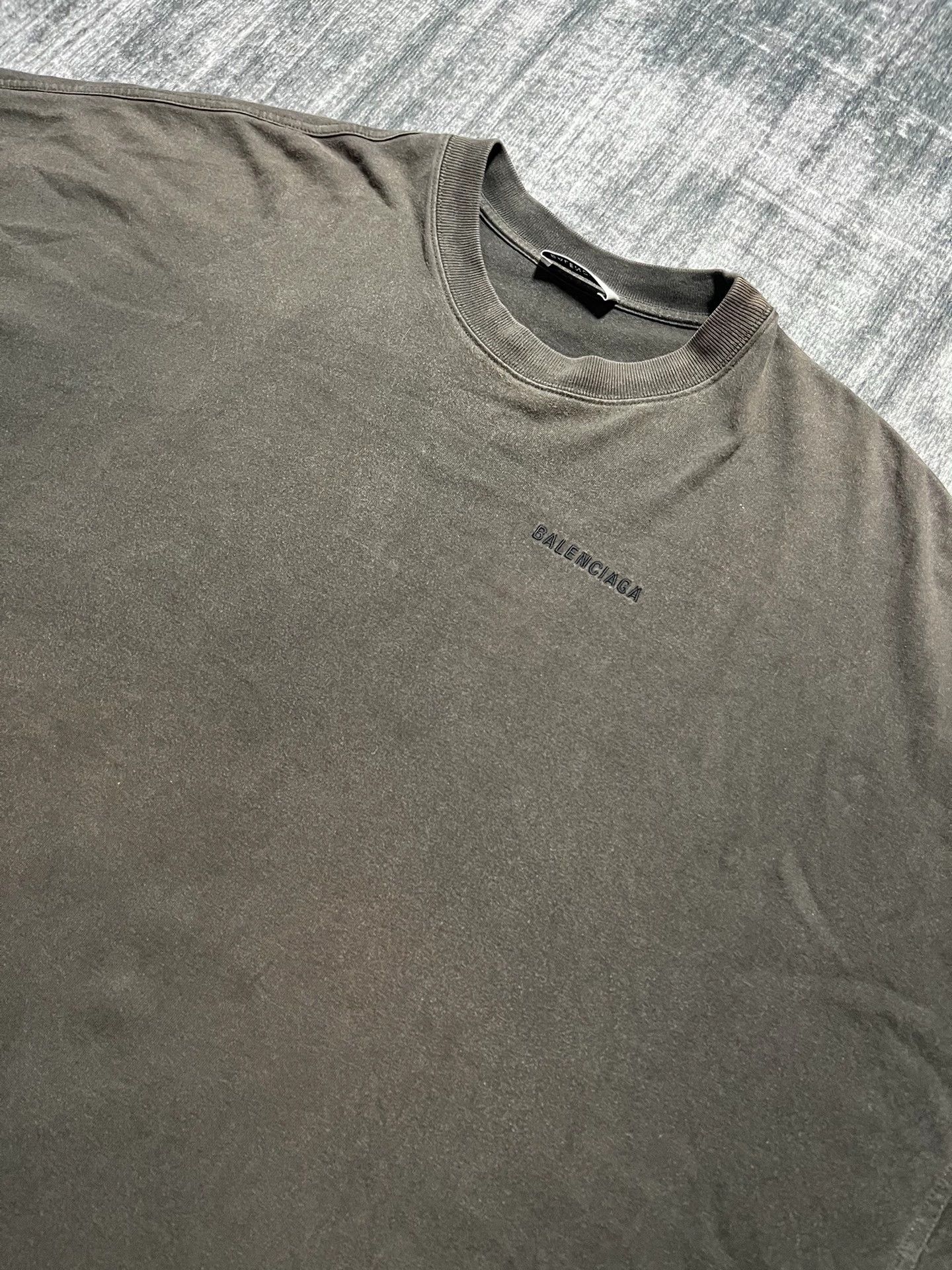 Balenciaga Balenciaga Zongzi color washed and used, embroidered logo front and back short sleeved T-shirt Size US S / EU 44-46 / 1 - 4 Thumbnail