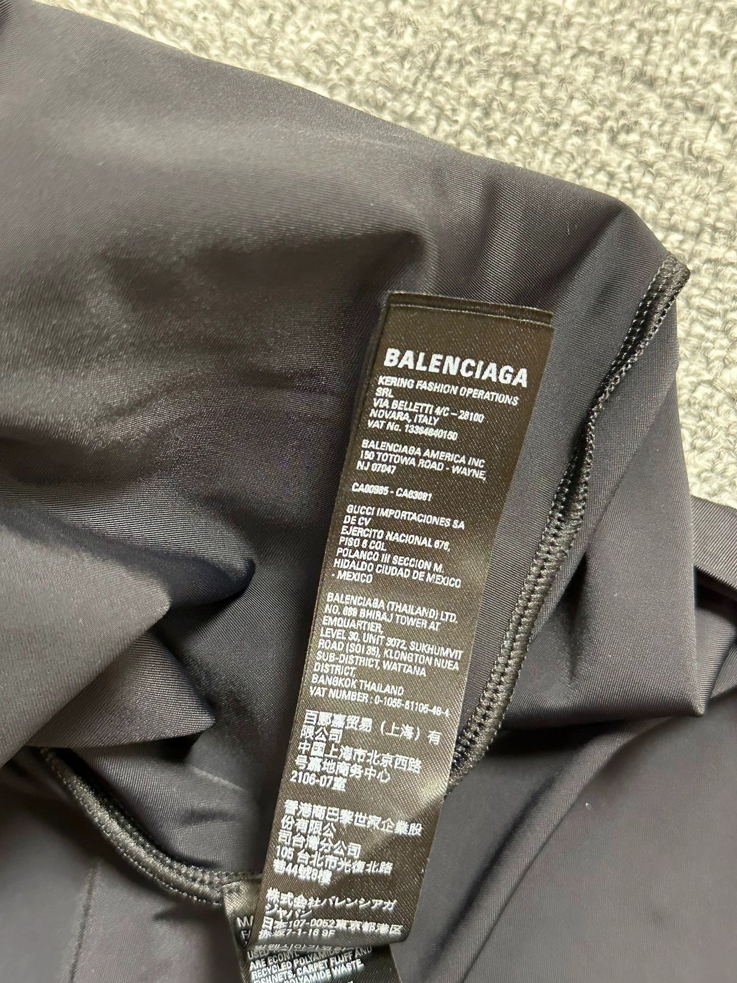 Balenciaga Balenciaga SWIMWEAR series quick drying logo short sleeve shirt Size US XS / EU 42 / 0 - 5 Thumbnail