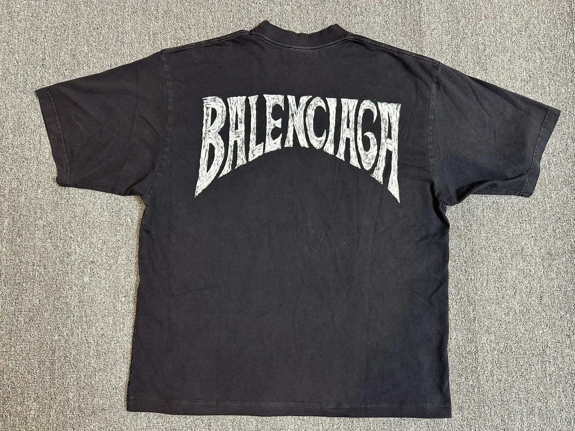 Balenciaga Balenciaga SS24 Sunset Beach Paris Tower Graffiti Black Short Sleeve Size US S / EU 44-46 / 1 - 4 Thumbnail