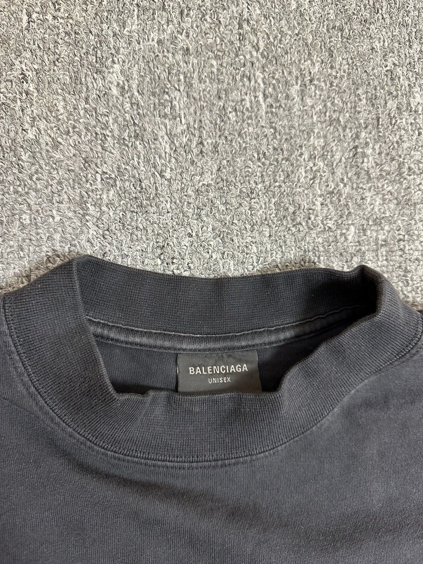 Balenciaga Balenciaga SS24 Sunset Beach Paris Tower Graffiti Black Short Sleeve Size US S / EU 44-46 / 1 - 2 Thumbnail