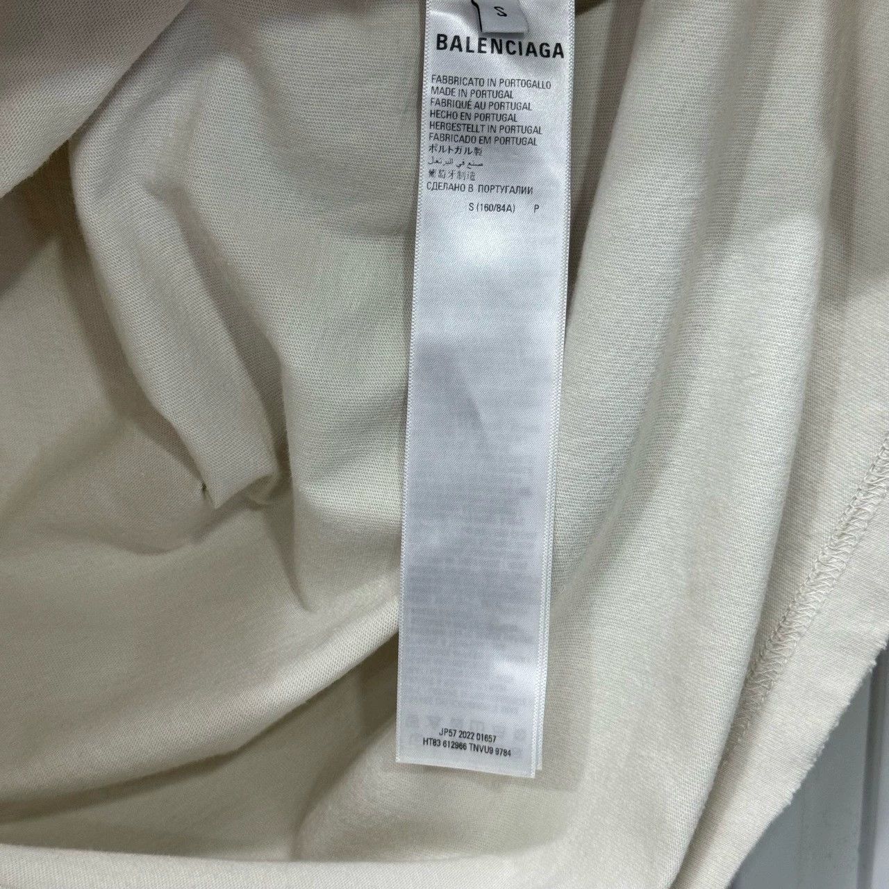 Balenciaga Balenciaga Different Destruction of Short Sleeves Size US S / EU 44-46 / 1 - 5 Thumbnail