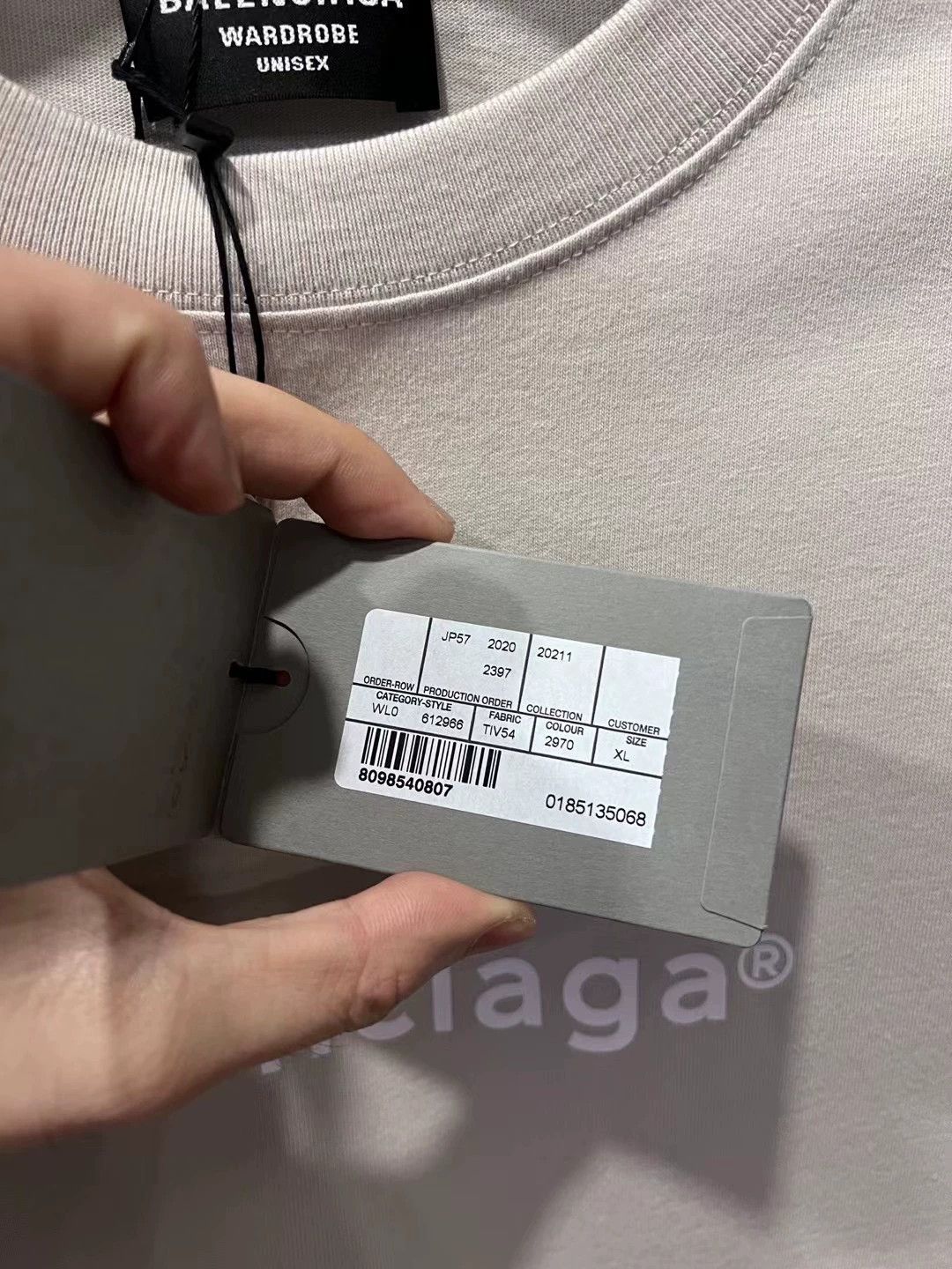 Balenciaga Balenciaga chest logo short sleeved shirt Size US XL / EU 56 / 4 - 2 Thumbnail