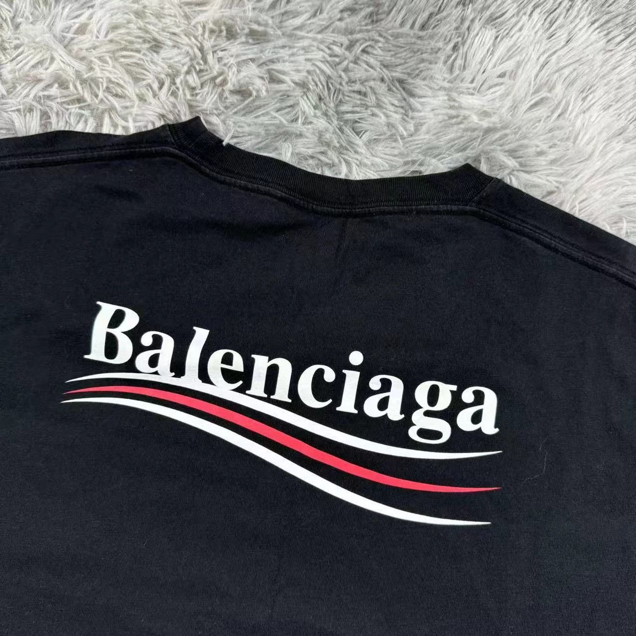 Balenciaga Balenciaga Cola Short Sleeves Size US M / EU 48-50 / 2 - 5 Thumbnail