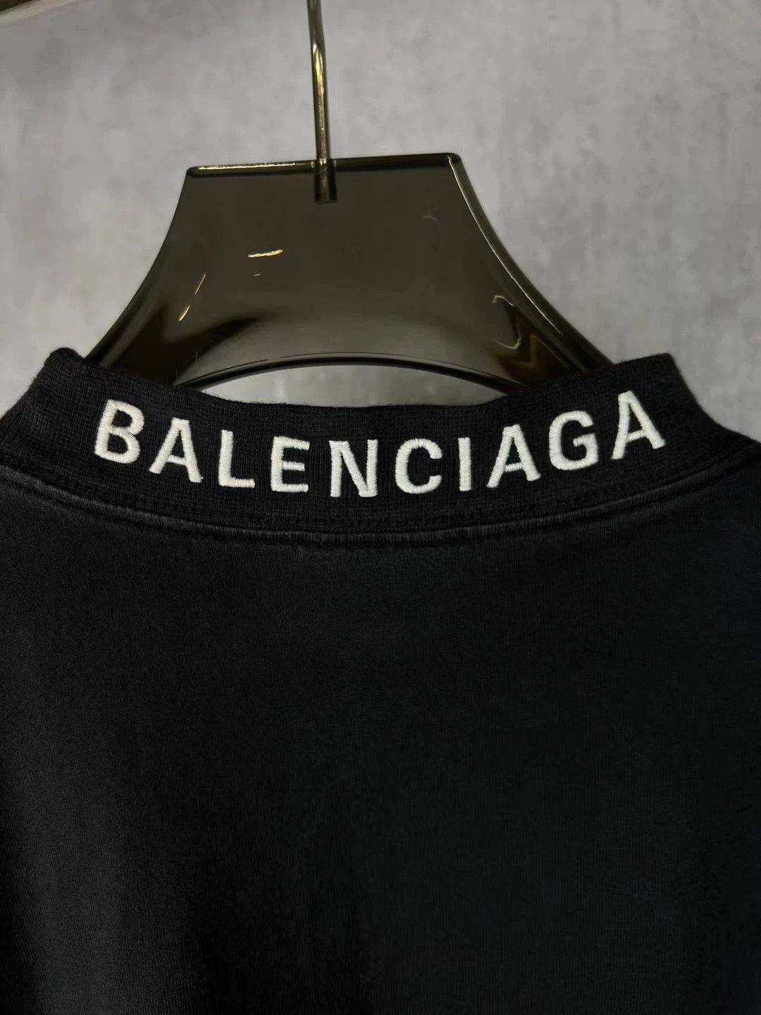 Balenciaga Balenciaga Valentine's Day Love Embroidery Logo Short Sleeve Size US XS / EU 42 / 0 - 3 Thumbnail