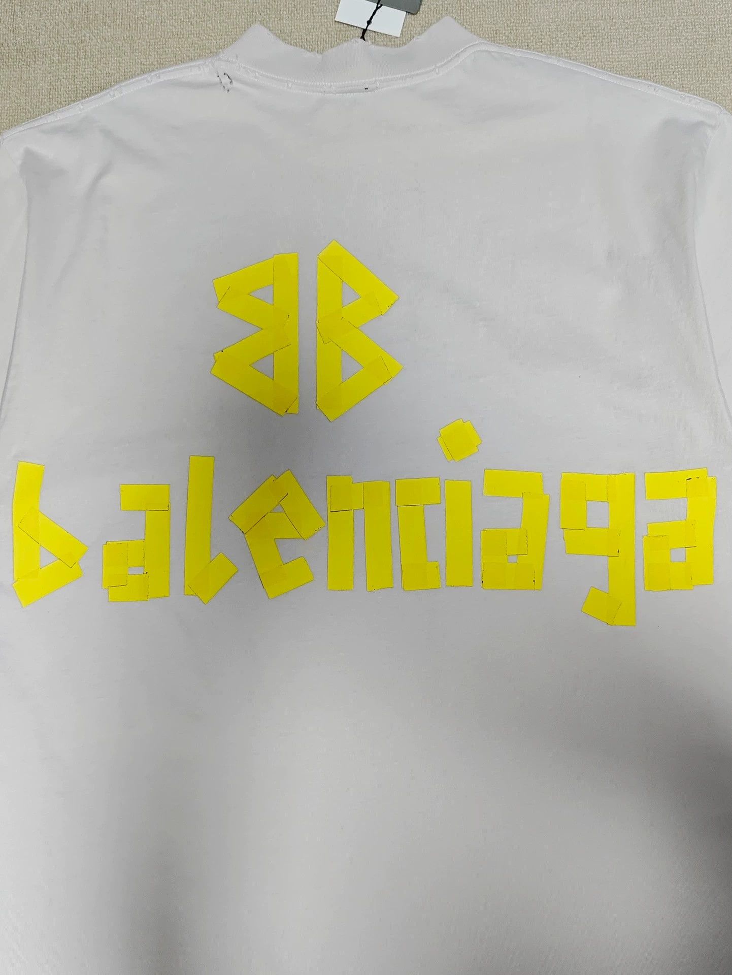 Balenciaga Balenciaga 24ss rice white tape adhesive tape TAPE TYPE embossed paper short sleeves Size US XS / EU 42 / 0 - 3 Thumbnail