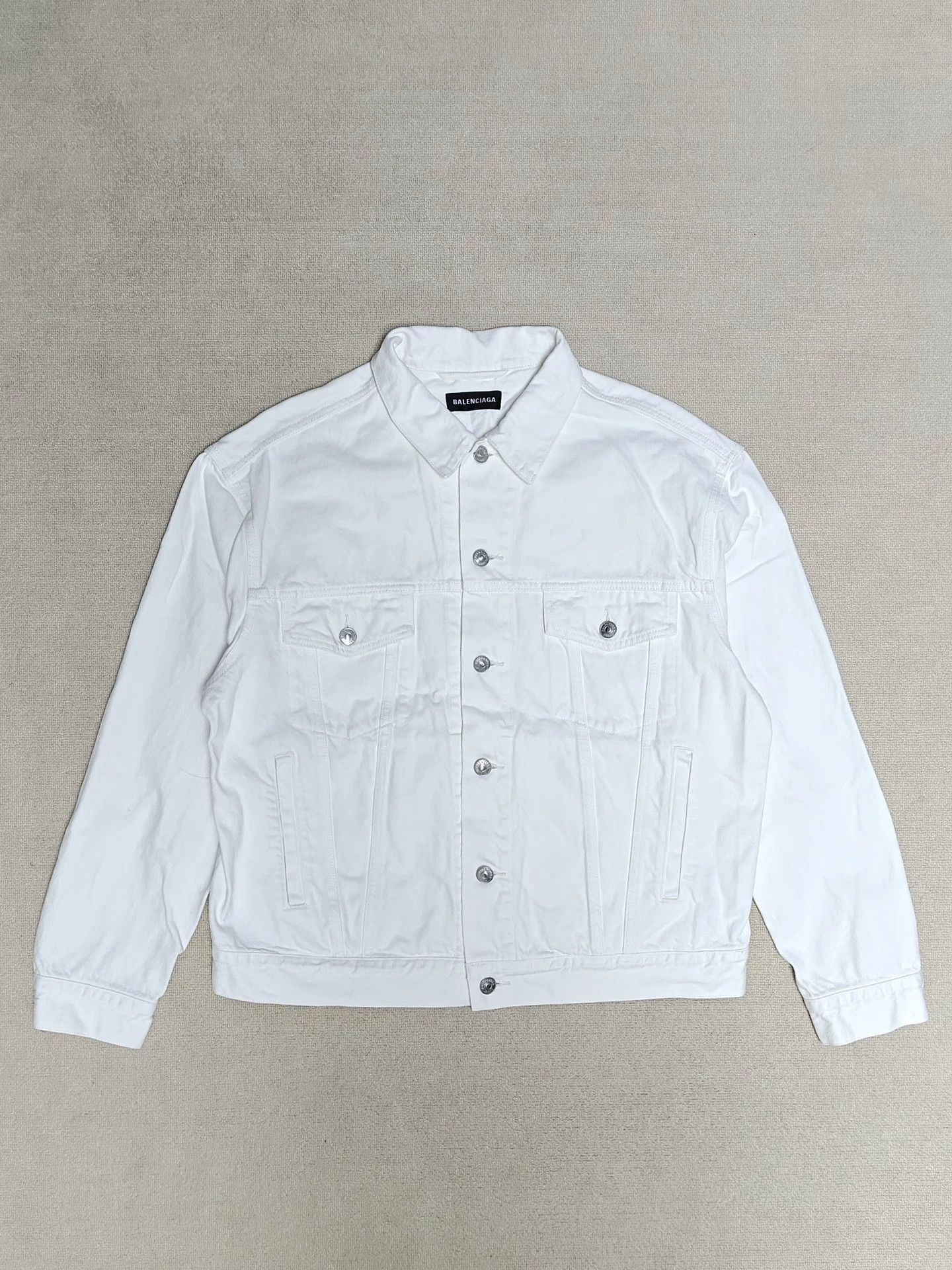 Balenciaga Balenciaga back letter logo washed denim jacket jacket Size US L / EU 52-54 / 3 - 2 Thumbnail