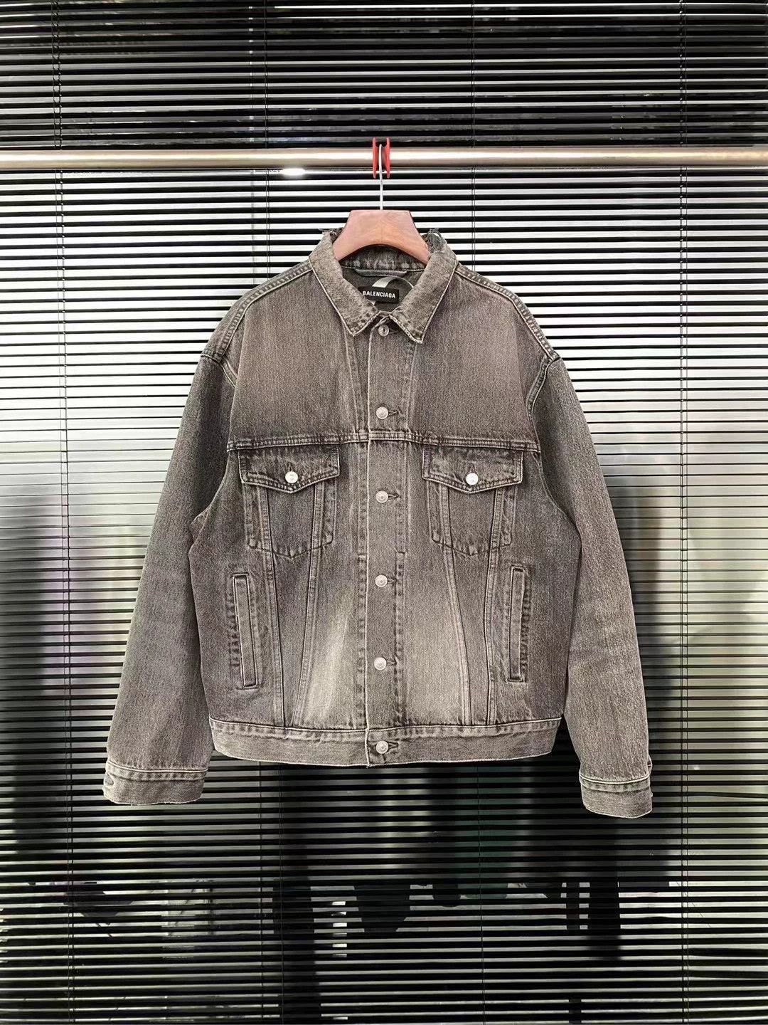 Balenciaga Balenciaga destroys denim jackets Size US M / EU 48-50 / 2 - 2 Thumbnail