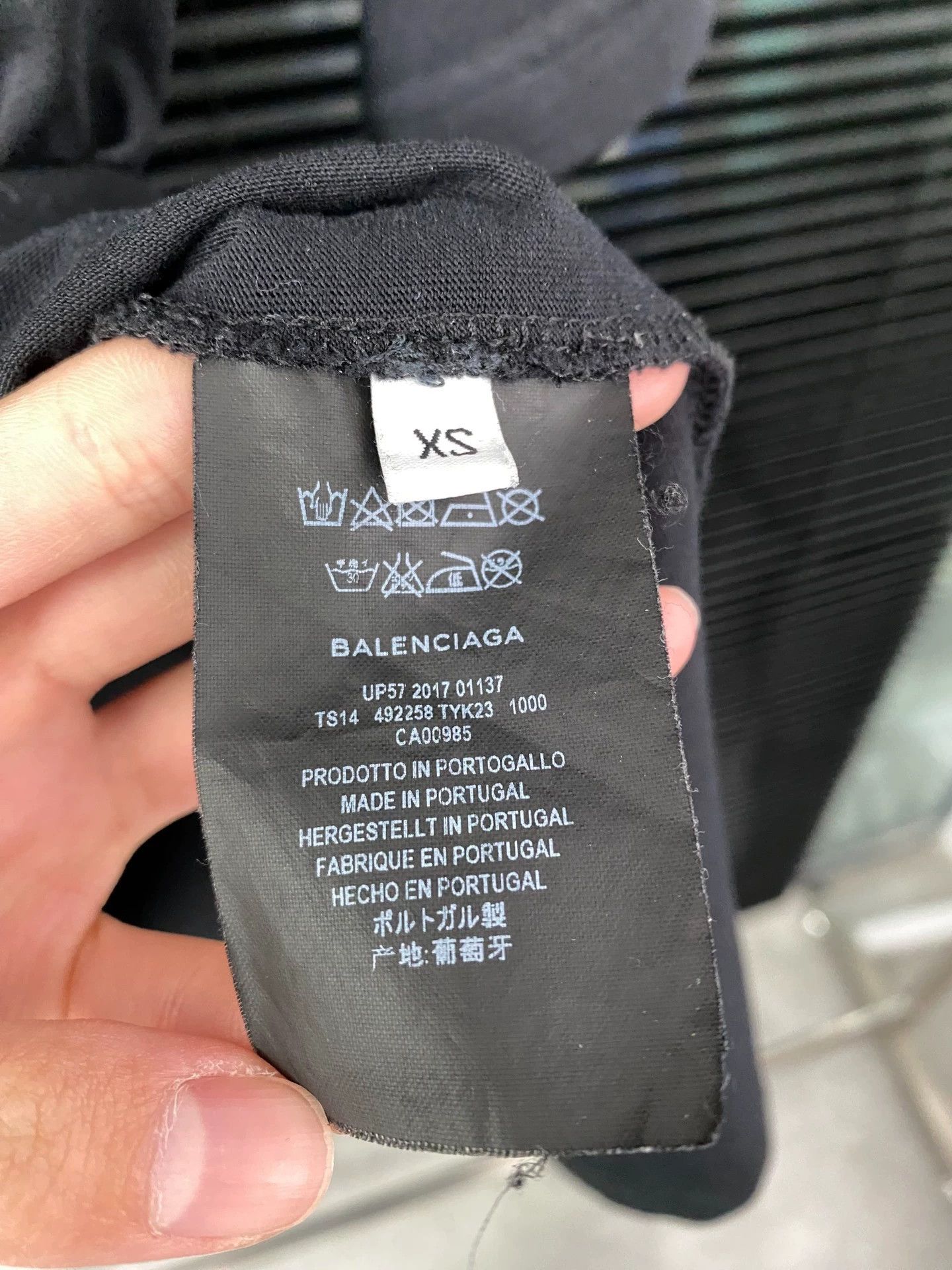 Balenciaga Balenciaga Balenciaga Double B Letter Printed Short Sleeves Size US XS / EU 42 / 0 - 4 Thumbnail