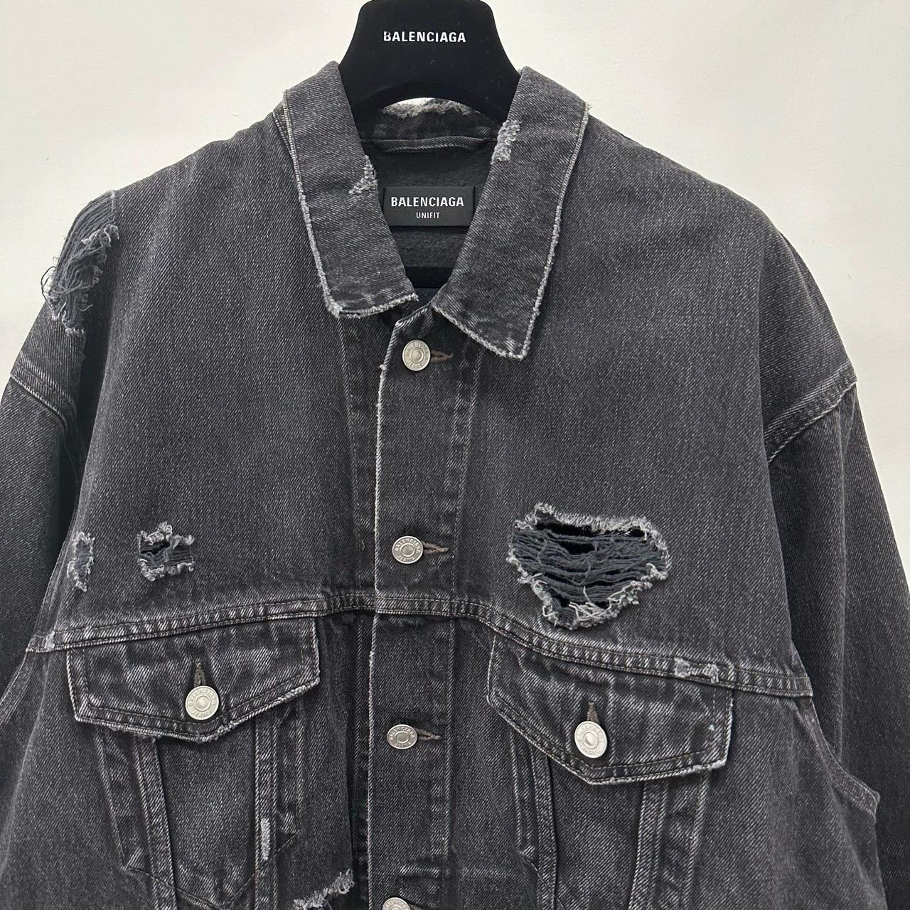Balenciaga Balenciaga FW21 Barcode Embroidered Logo Damaged Denim Jacket Size US XS / EU 42 / 0 - 3 Thumbnail