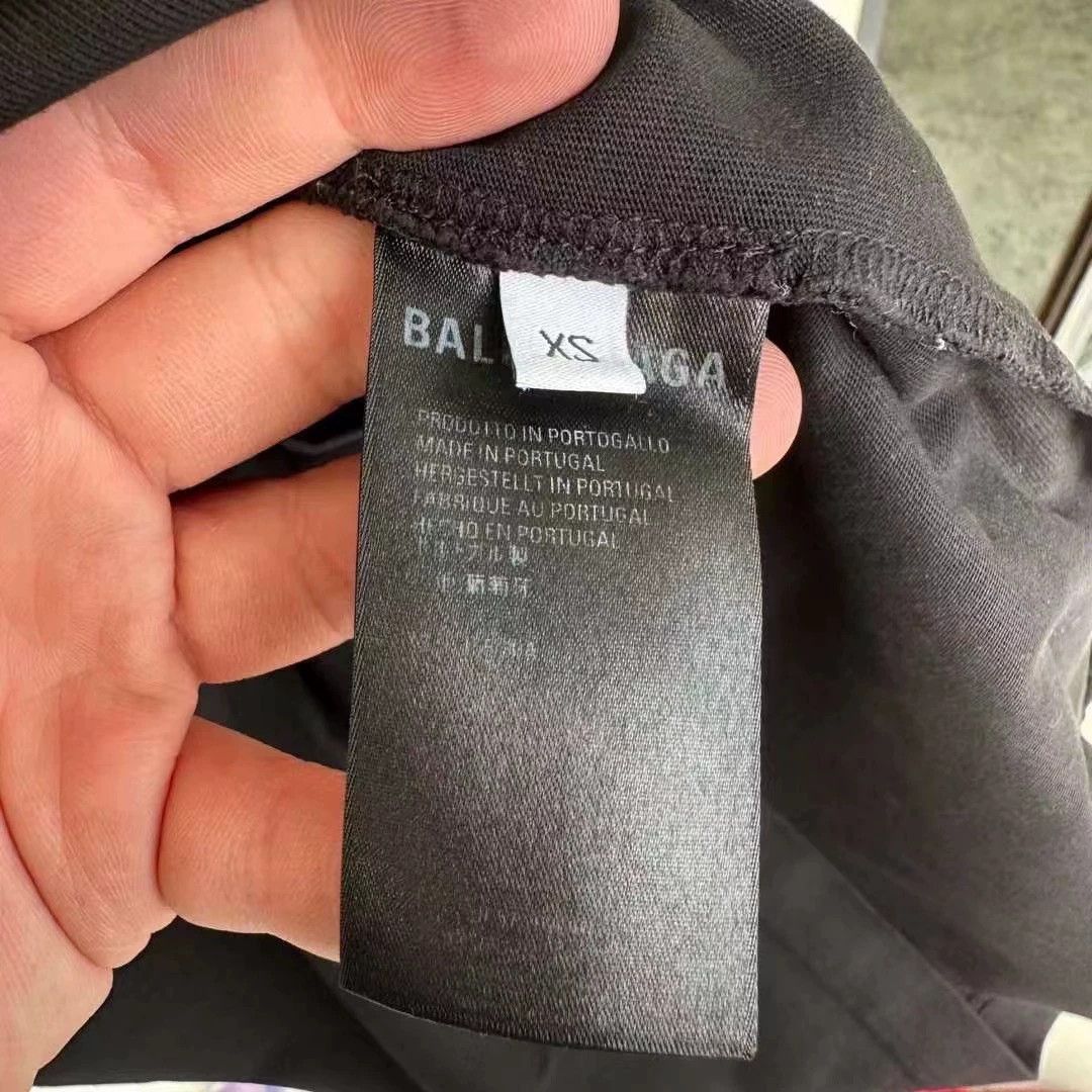Balenciaga Balenciaga new small logo short sleeved shirt Size US XS / EU 42 / 0 - 4 Thumbnail