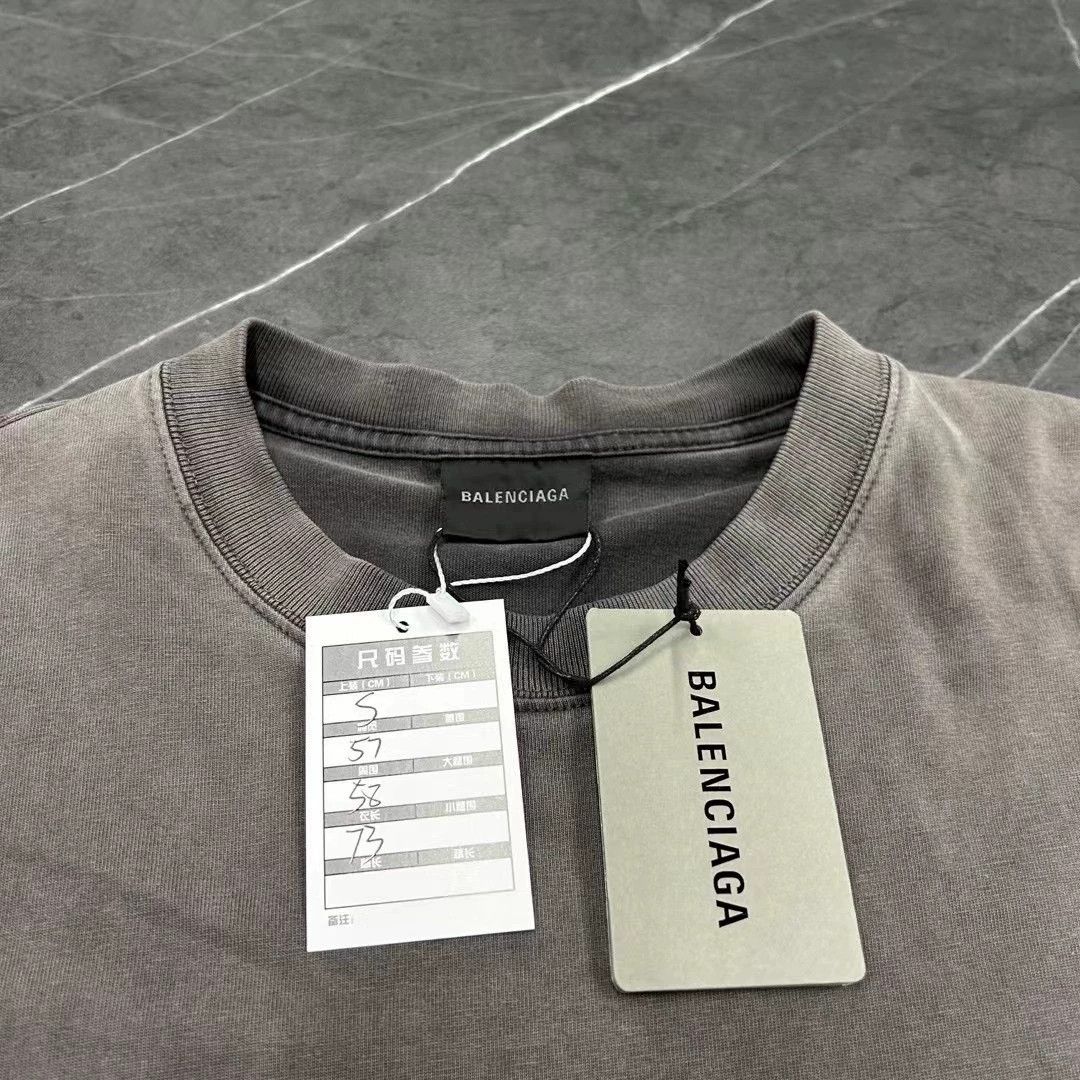 Balenciaga Balenciaga front and back logo washed and worn short sleeves Size US S / EU 44-46 / 1 - 3 Thumbnail