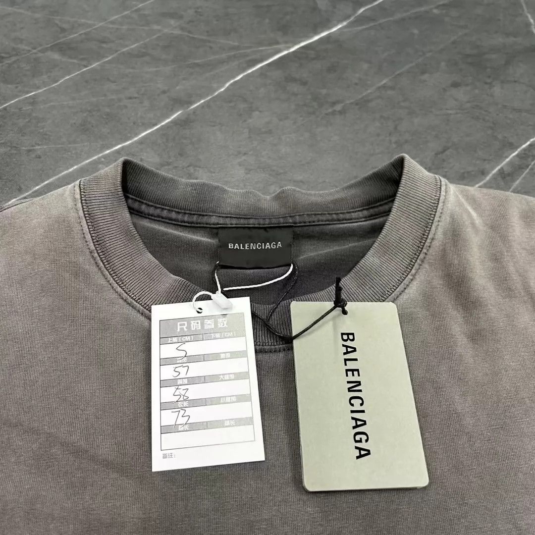 Balenciaga Balenciaga front and back logo washed and worn short sleeves Size US S / EU 44-46 / 1 - 3 Thumbnail