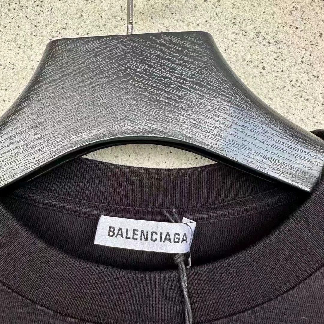 Balenciaga Balenciaga new front and rear logo short sleeves Size US XS / EU 42 / 0 - 2 Thumbnail