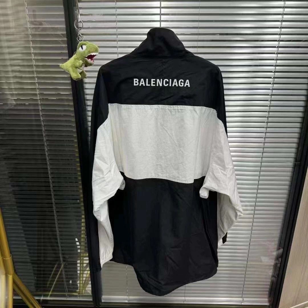 Balenciaga Balenciaga bullet screen patchwork black and white assault suit jacket Size US L / EU 52-54 / 3 - 4 Thumbnail
