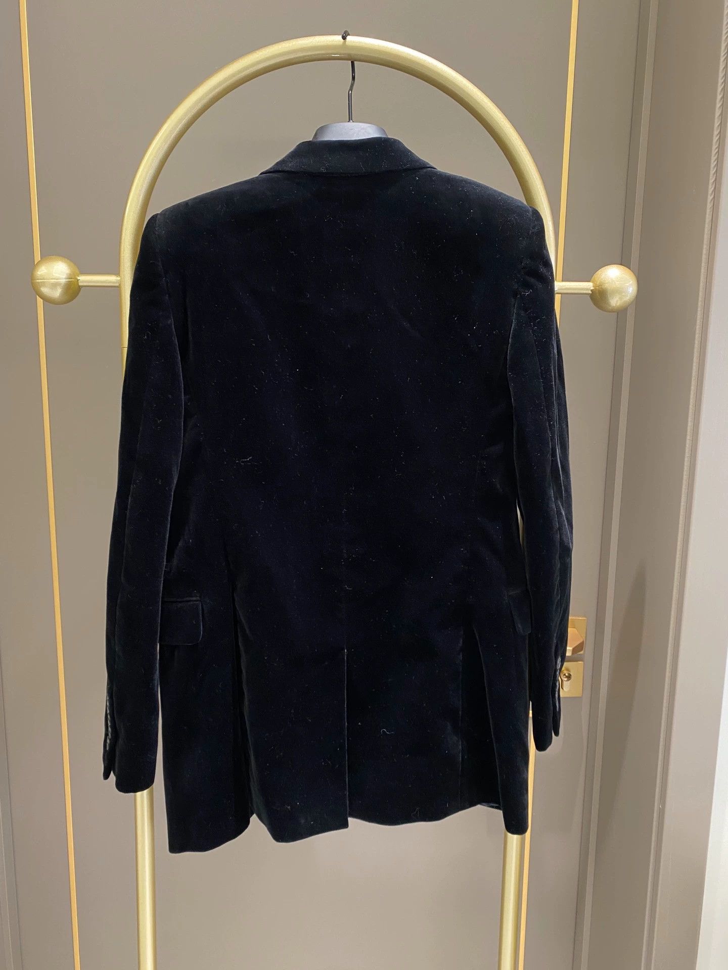 Saint Laurent Paris Saint Laurent Paris Velvet jacket Size US M / EU 48-50 / 2 - 2 Thumbnail
