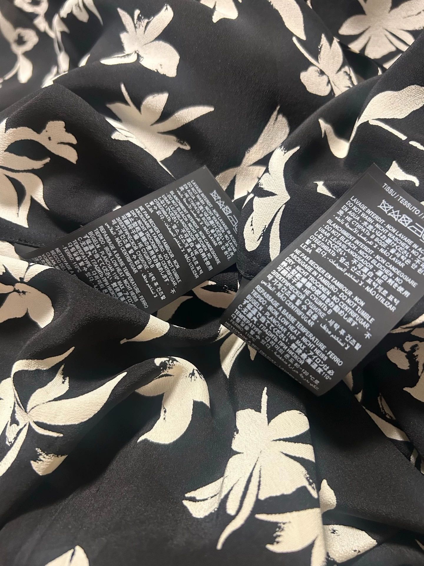 Saint Laurent Paris Saint Laurent Paris Maple Leaf Orchid Shirt Size US S / EU 44-46 / 1 - 6 Thumbnail