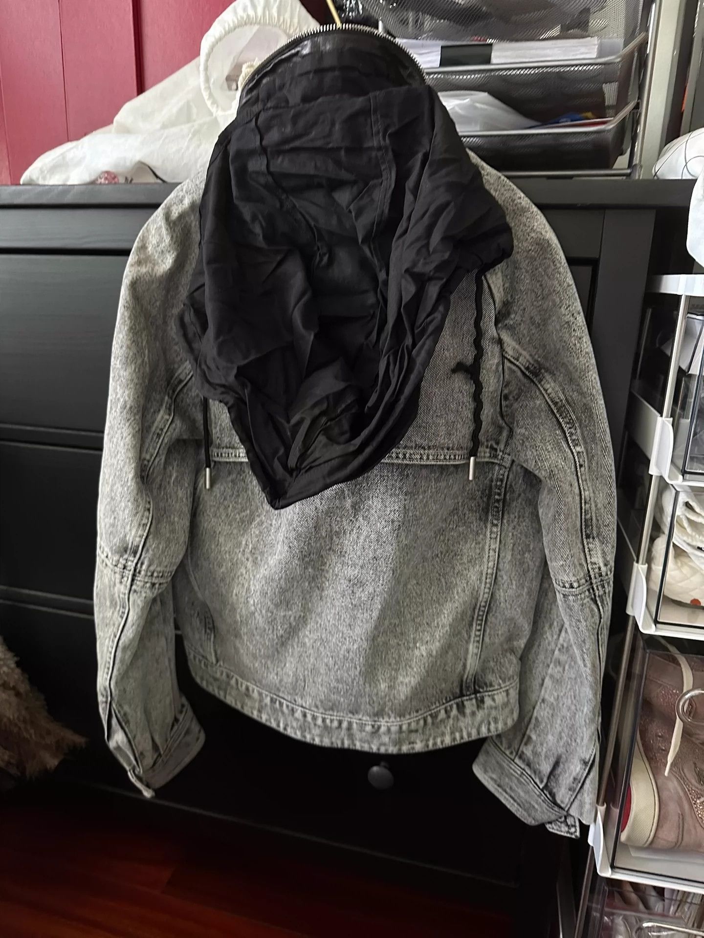 Saint Laurent Paris Saint Laurent Paris Hooded sheepskin jacket Size US XS / EU 42 / 0 - 2 Thumbnail