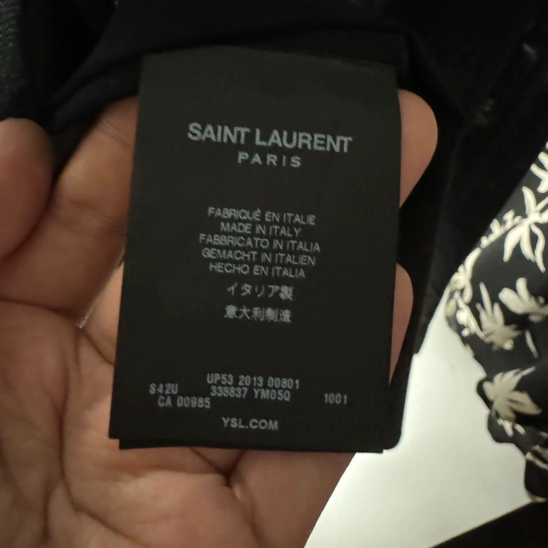Saint Laurent Paris Saint Laurent Paris Mulberry silk shirt Size US S / EU 44-46 / 1 - 3 Thumbnail
