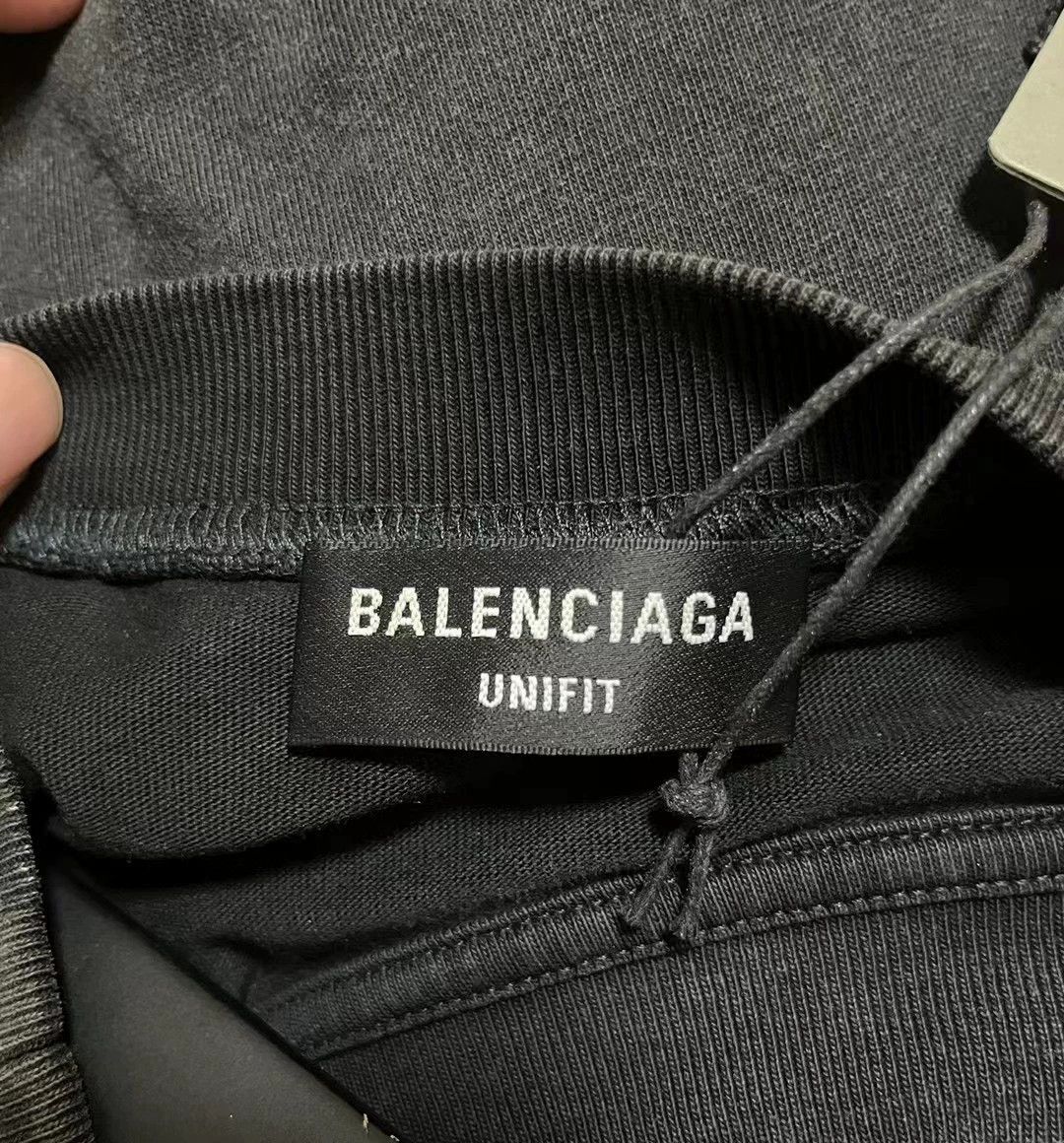 Balenciaga Balenciaga washed flame logo short sleeved shirt Size US S / EU 44-46 / 1 - 3 Thumbnail