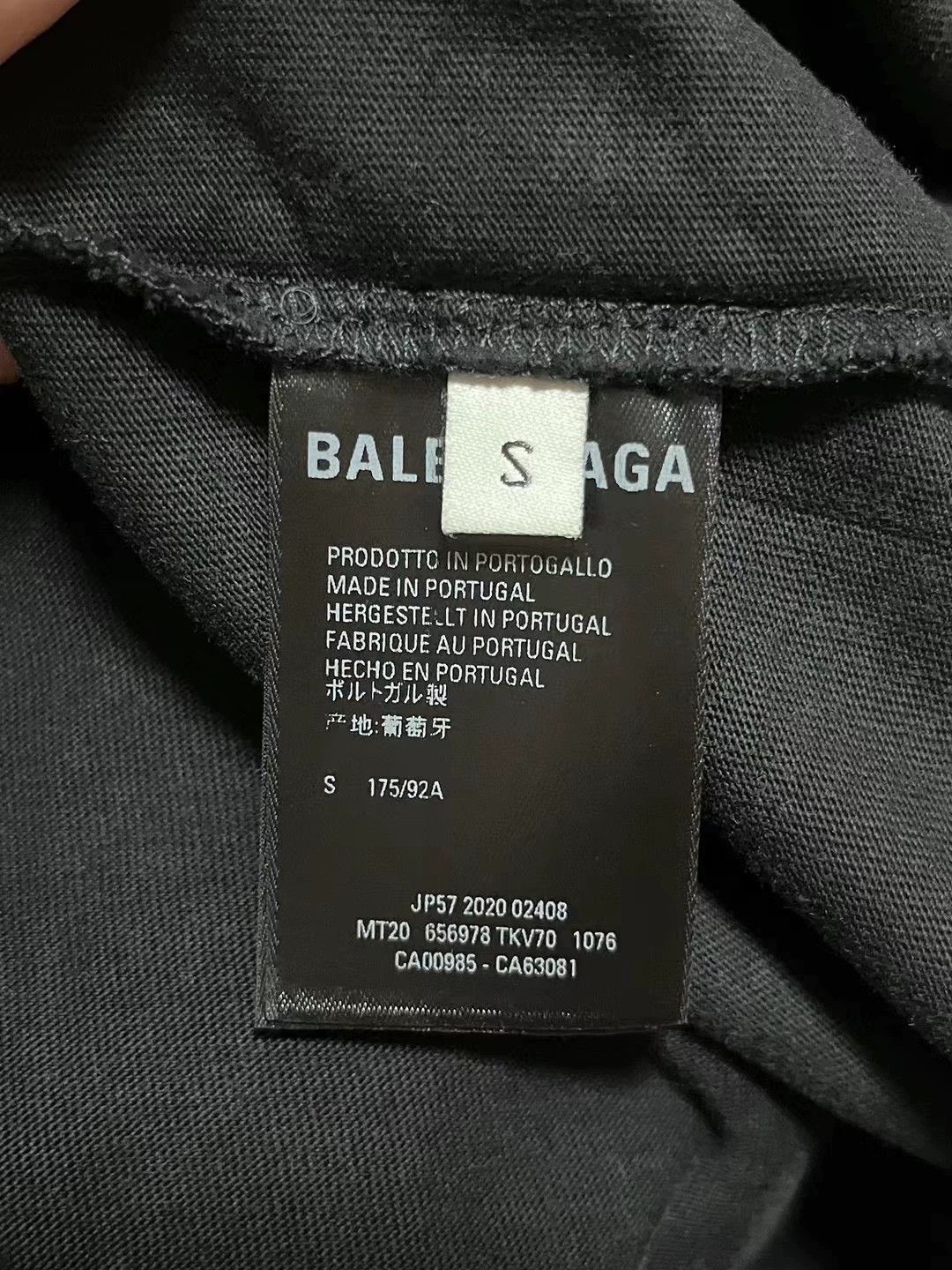 Balenciaga Balenciaga washed flame logo short sleeved shirt Size US S / EU 44-46 / 1 - 4 Thumbnail