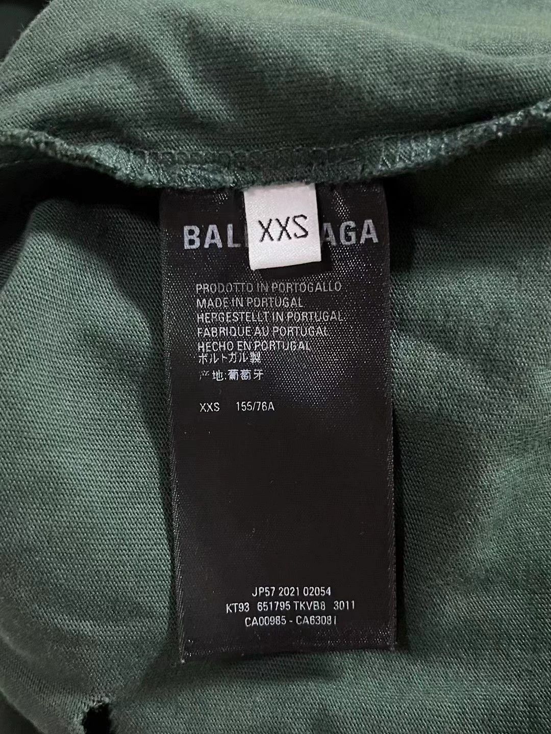 Balenciaga Balenciaga made old big hole short sleeved shirt Size US XXS / EU 40 - 4 Thumbnail