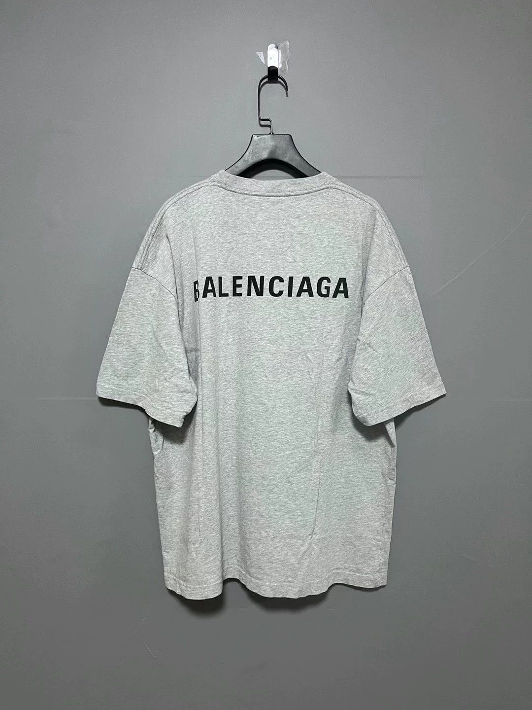 Balenciaga Balenciaga new front and rear logo short sleeves Size US L / EU 52-54 / 3 - 2 Thumbnail