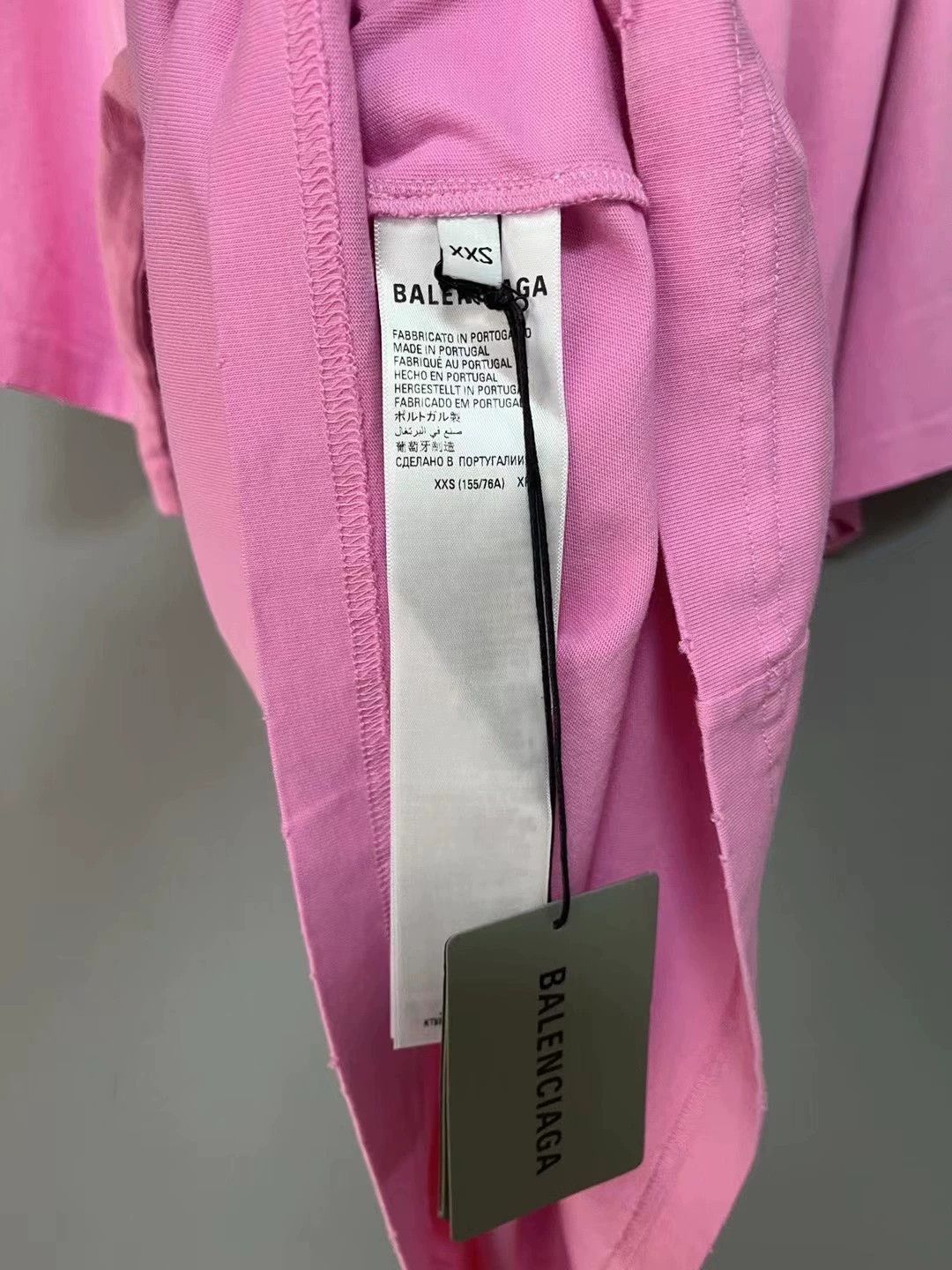 Balenciaga Balenciaga new style distressed logo short sleeved shirt Size US XXS / EU 40 - 5 Thumbnail