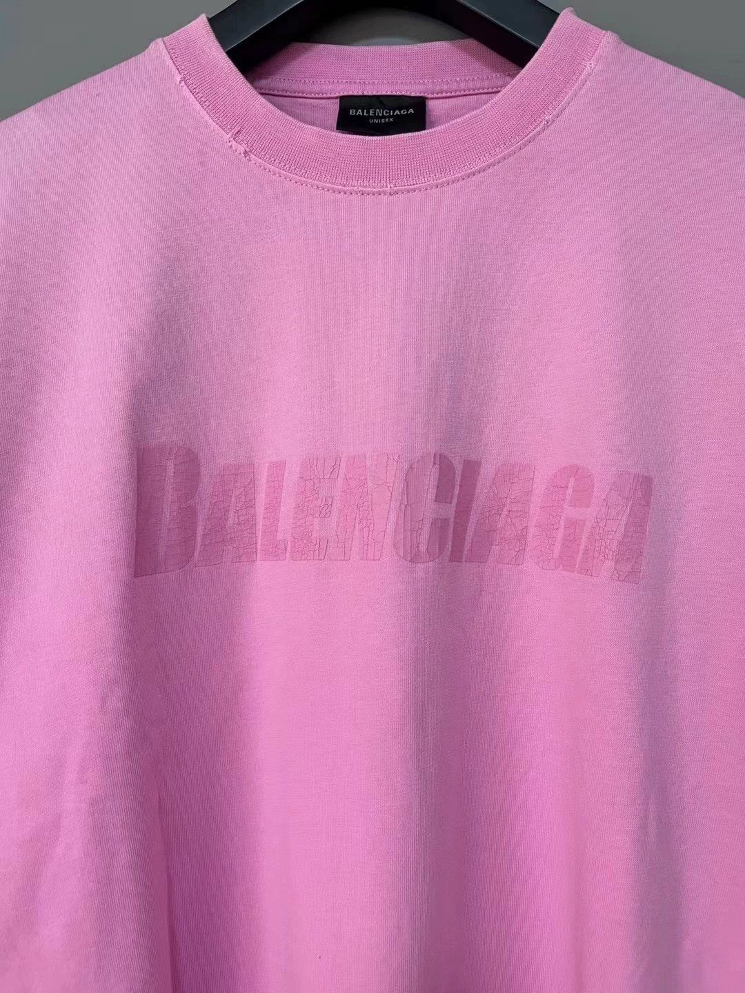Balenciaga Balenciaga new style distressed logo short sleeved shirt Size US XXS / EU 40 - 4 Thumbnail