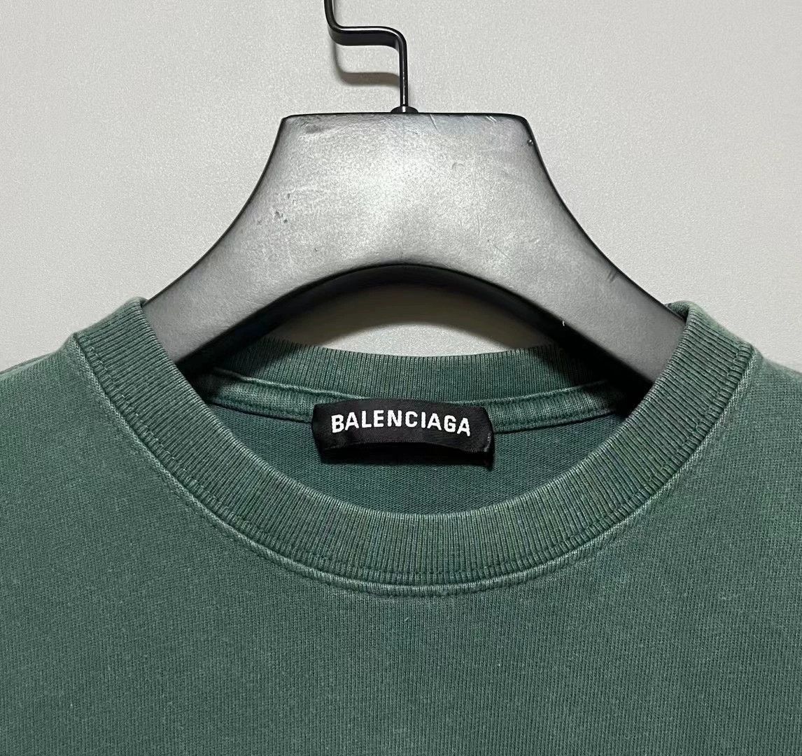 Balenciaga Balenciaga logo on the back short sleeved shirt Size US L / EU 52-54 / 3 - 3 Thumbnail