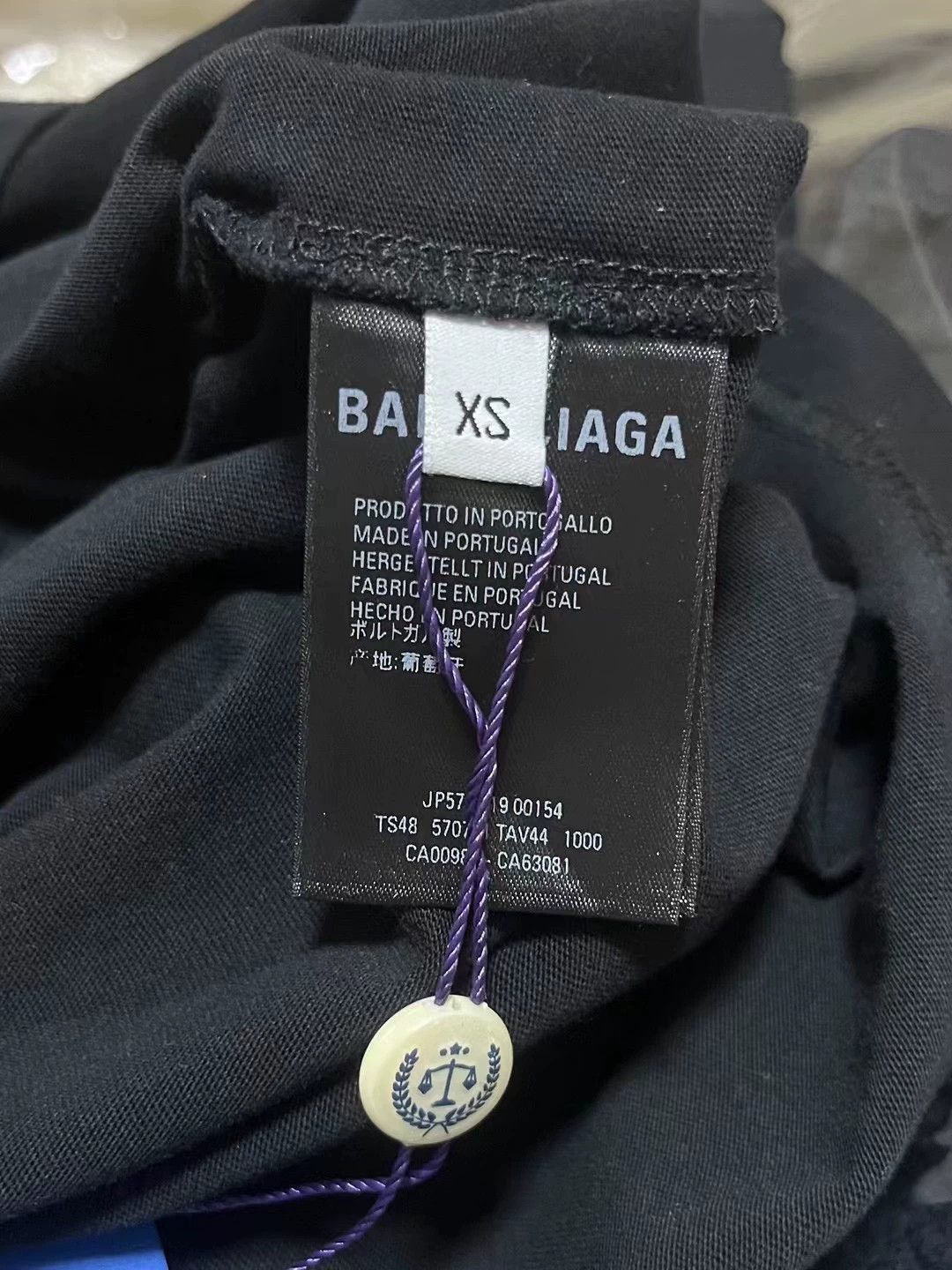 Balenciaga Balenciaga Black Wave Cola Short Sleeve Size US XS / EU 42 / 0 - 4 Thumbnail