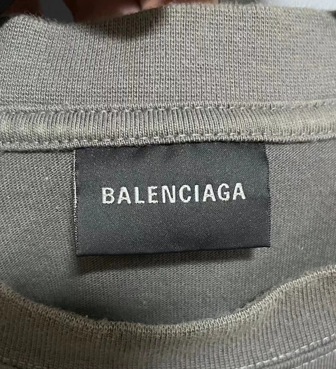 Balenciaga Balenciaga new embroidered front and back logo short sleeved shirt Size US S / EU 44-46 / 1 - 3 Thumbnail