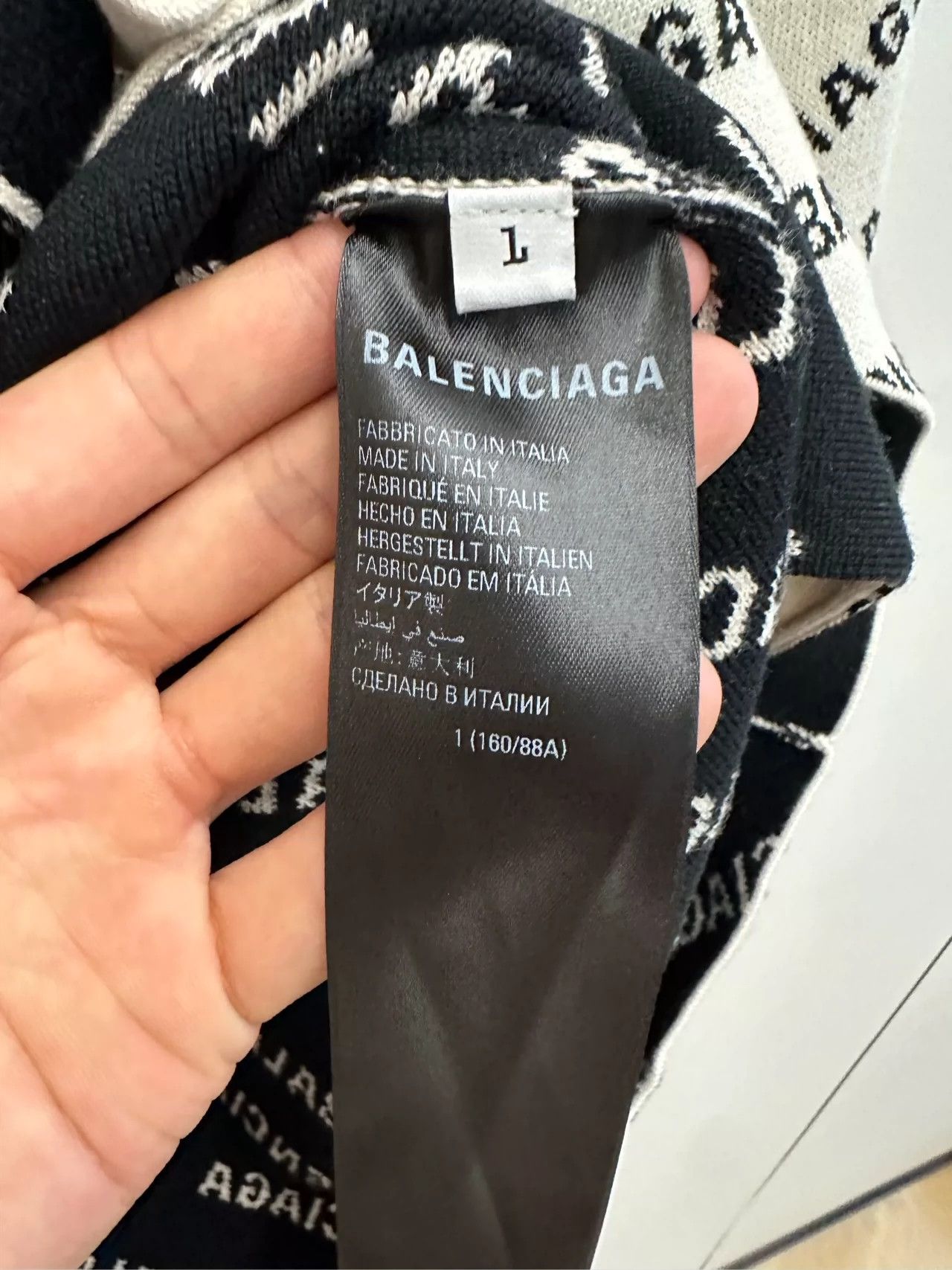 Balenciaga Balenciaga Full Logo Knitted Cardigan Size US L / EU 52-54 / 3 - 3 Thumbnail