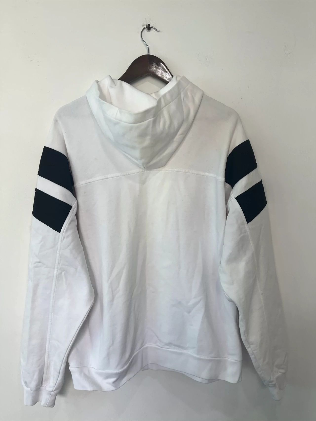 Balenciaga Balenciaga white embroidered patchwork school uniform jacket Size US M / EU 48-50 / 2 - 3 Thumbnail