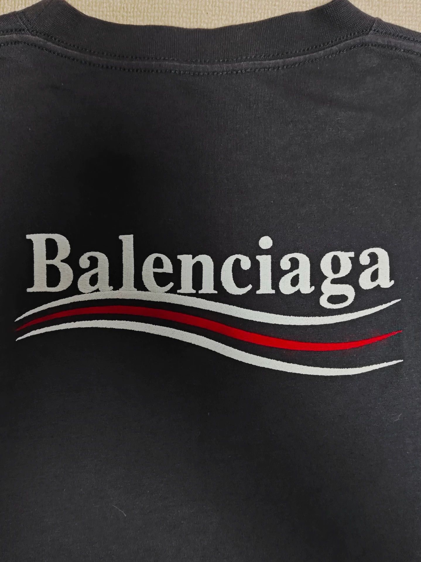 Balenciaga Balenciaga 22ss Embroidered Coca Cola Logo Water Washed Short Sleeve T-shirt Size US S / EU 44-46 / 1 - 3 Thumbnail