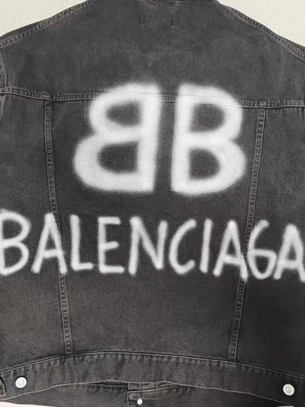 Balenciaga Balenciaga 22ss spray painted graffiti double B night light denim jacket Size US XS / EU 42 / 0 - 3 Thumbnail