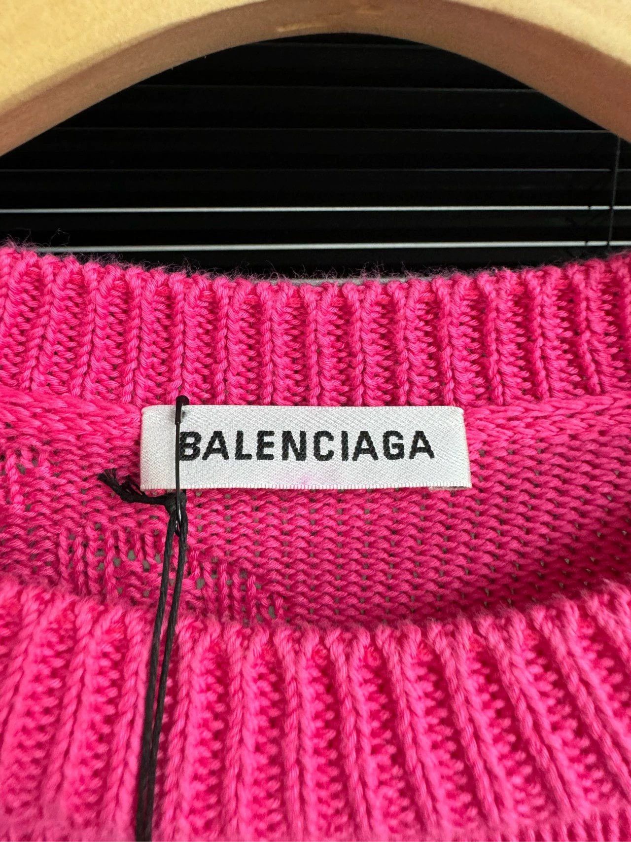 Balenciaga Balenciaga printed relief letter sweater Size US M / EU 48-50 / 2 - 4 Thumbnail