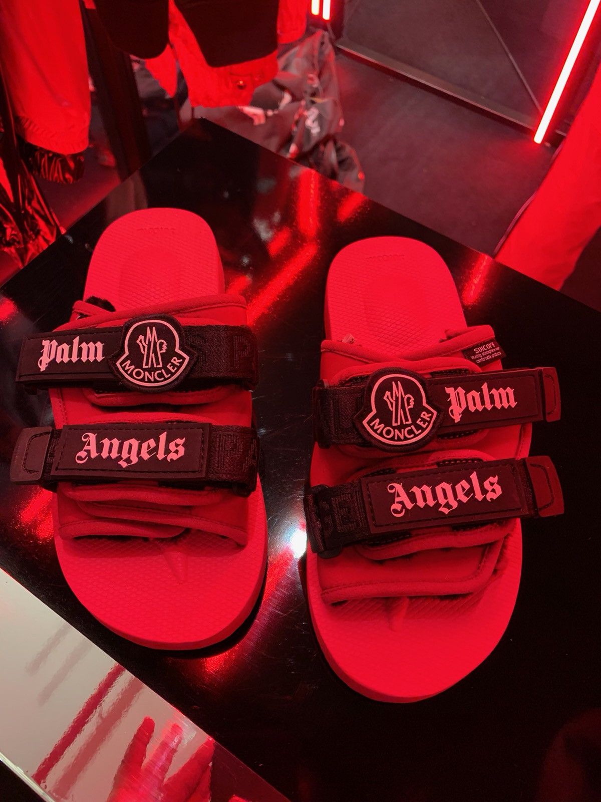 Orders palm angels moncler suicoke