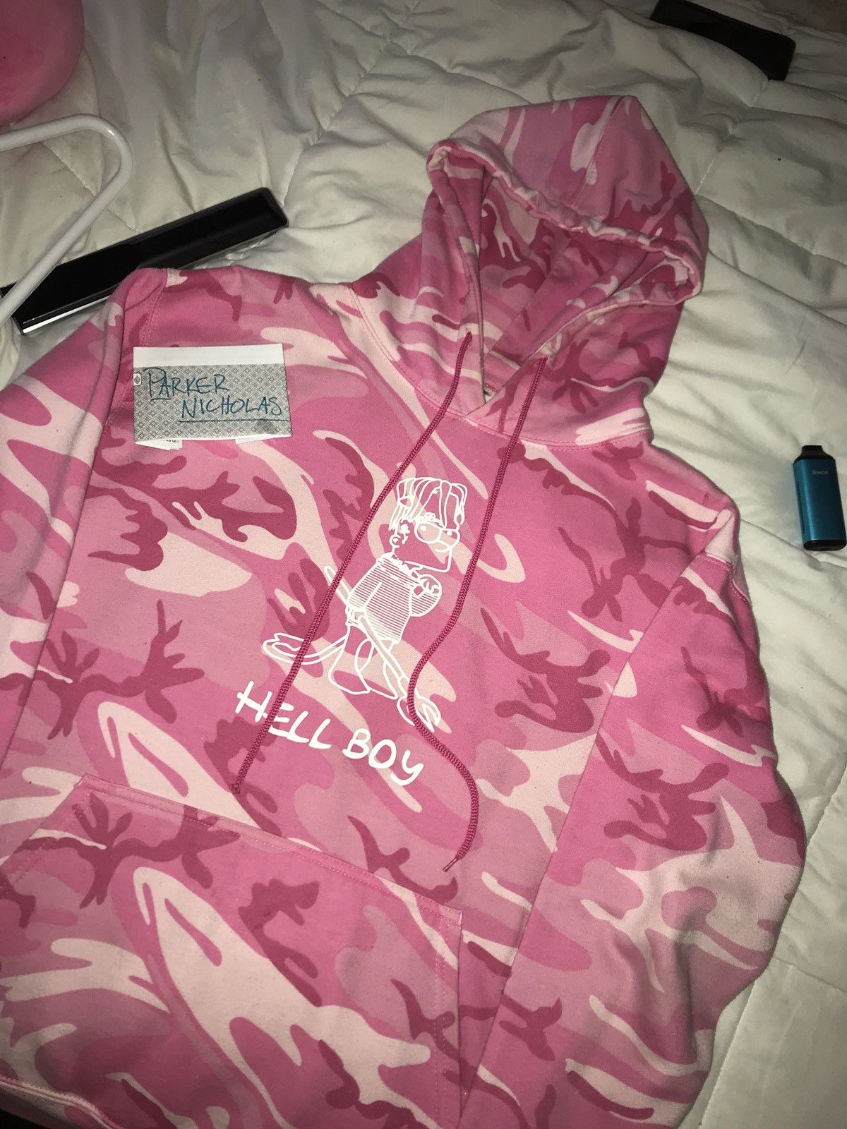 Hellboy hoodie best sale pink camo