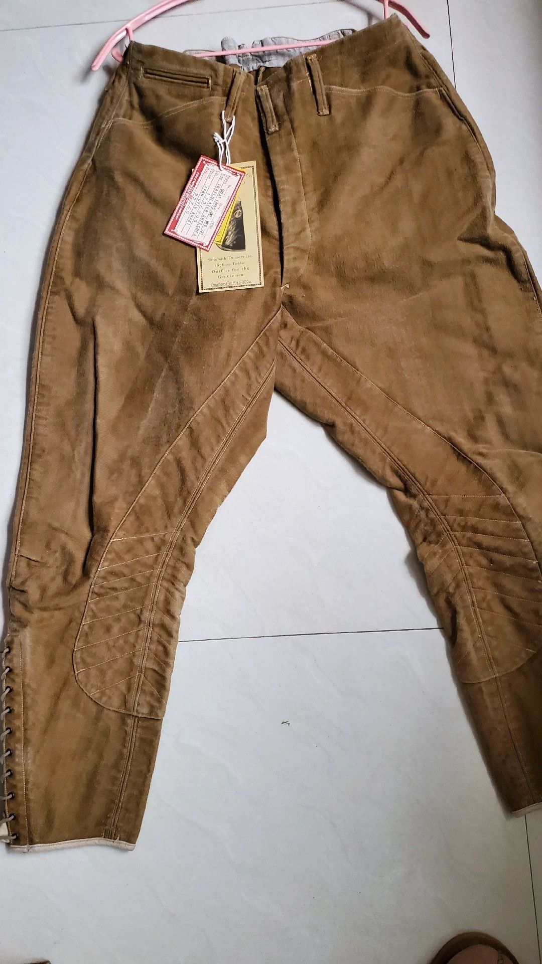 Freewheelers Freewheelers Pioneers heavily sanded breeches with big buttocks. Size US 32 / EU 48 - 2 Thumbnail