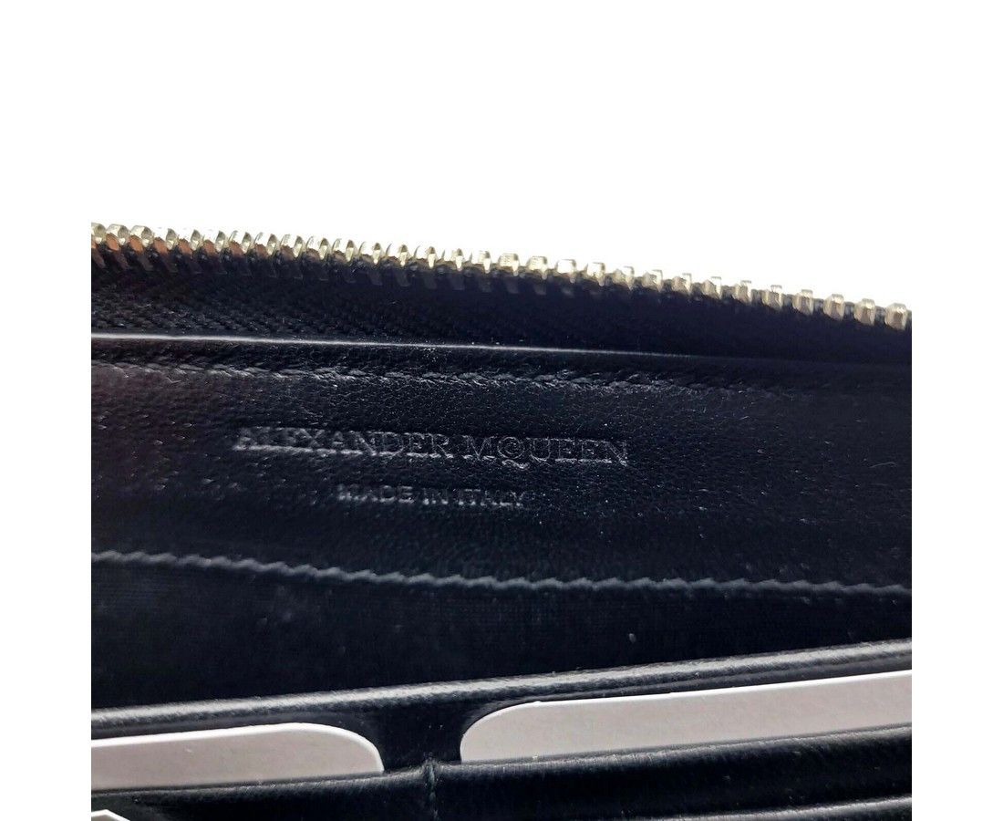 Alexander McQueen Women's Dark Navy Patent Leather Zip Around Wallet Size ONE SIZE - 5 Thumbnail
