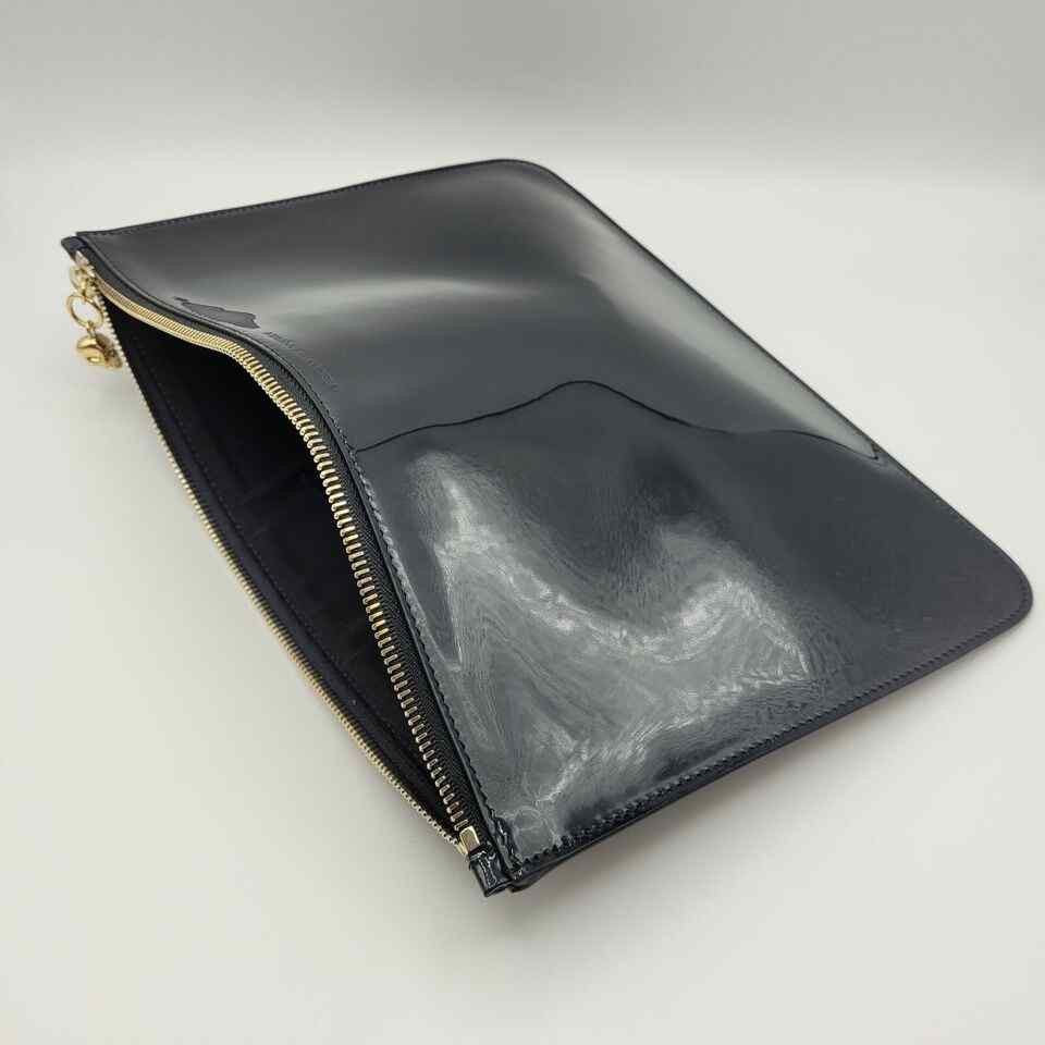 Alexander McQueen Women's Dark Navy Patent Leather Skull Large Pouch Size ONE SIZE - 7 Thumbnail