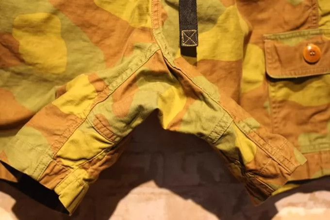 Freewheelers Freewheelers Camouflage printed shorts Size US 30 / EU 46 - 7 Thumbnail