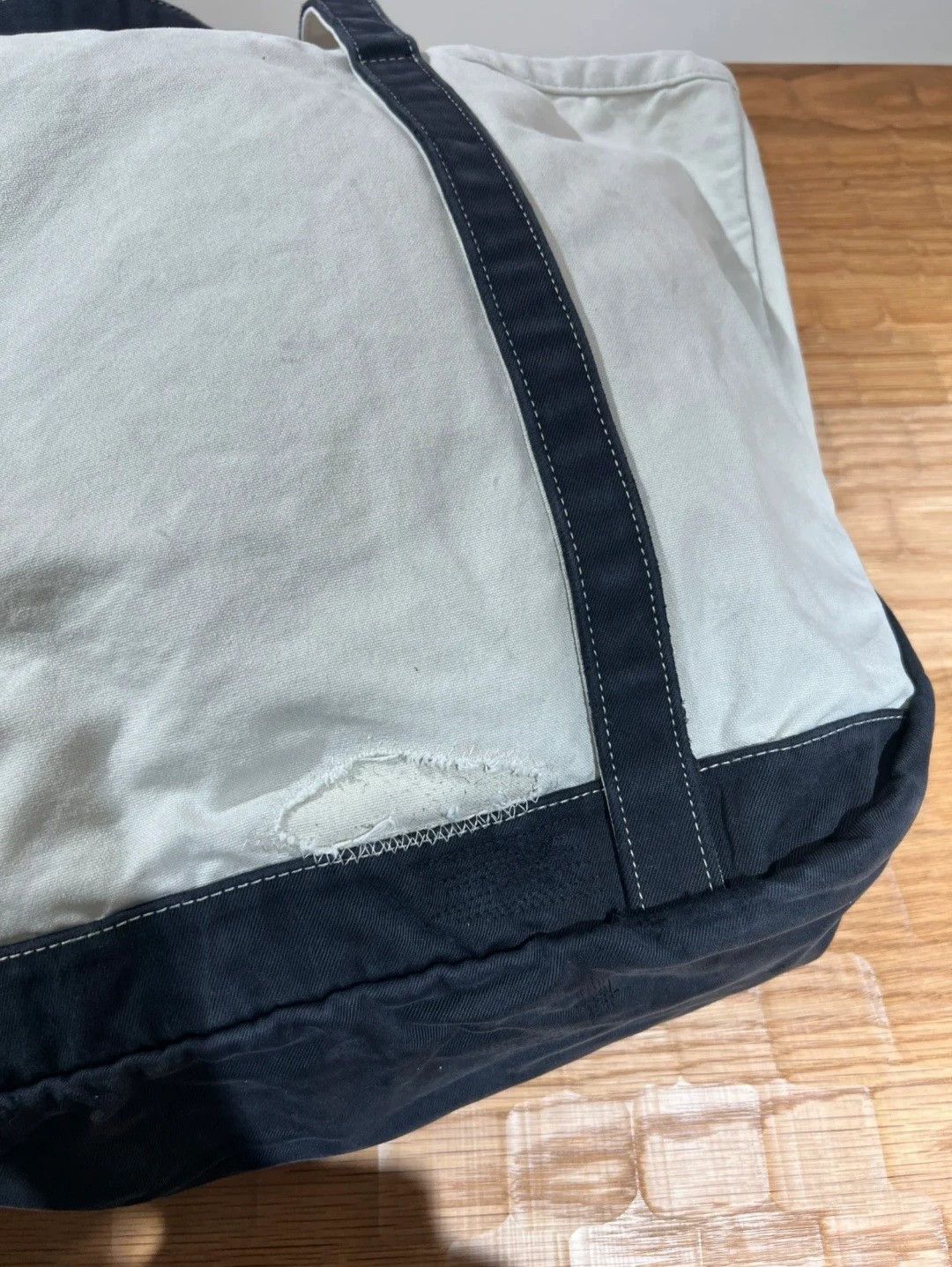 Visvim VISVIM Vintage Do old vandalized canvas hand bill shoulder bag Size ONE SIZE - 4 Thumbnail